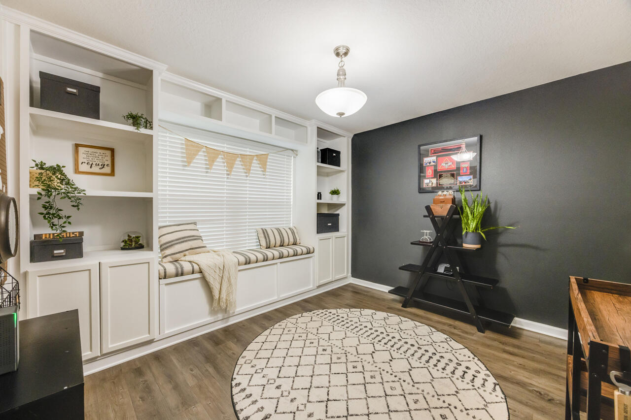 PARTRIDGE HILLS - Residential