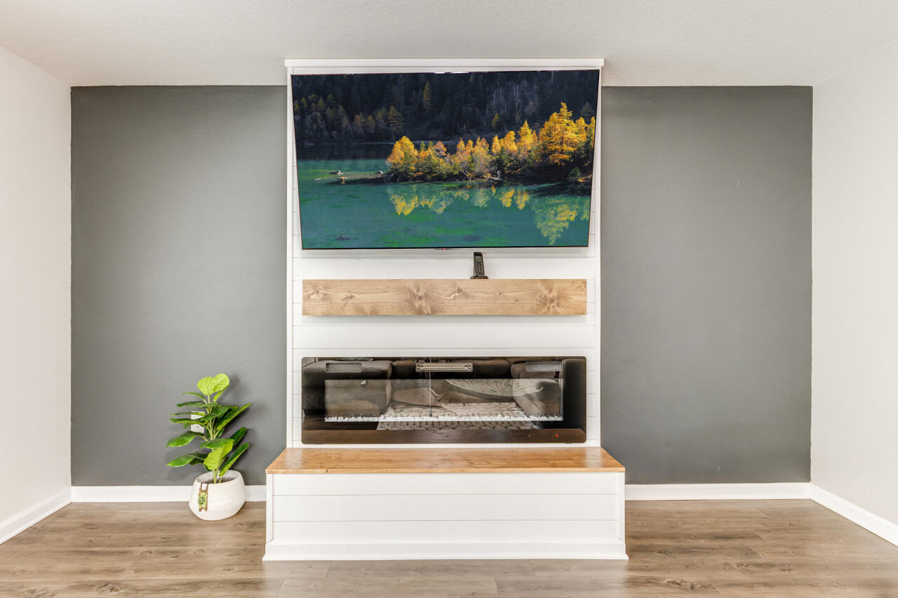 PARTRIDGE HILLS - Residential