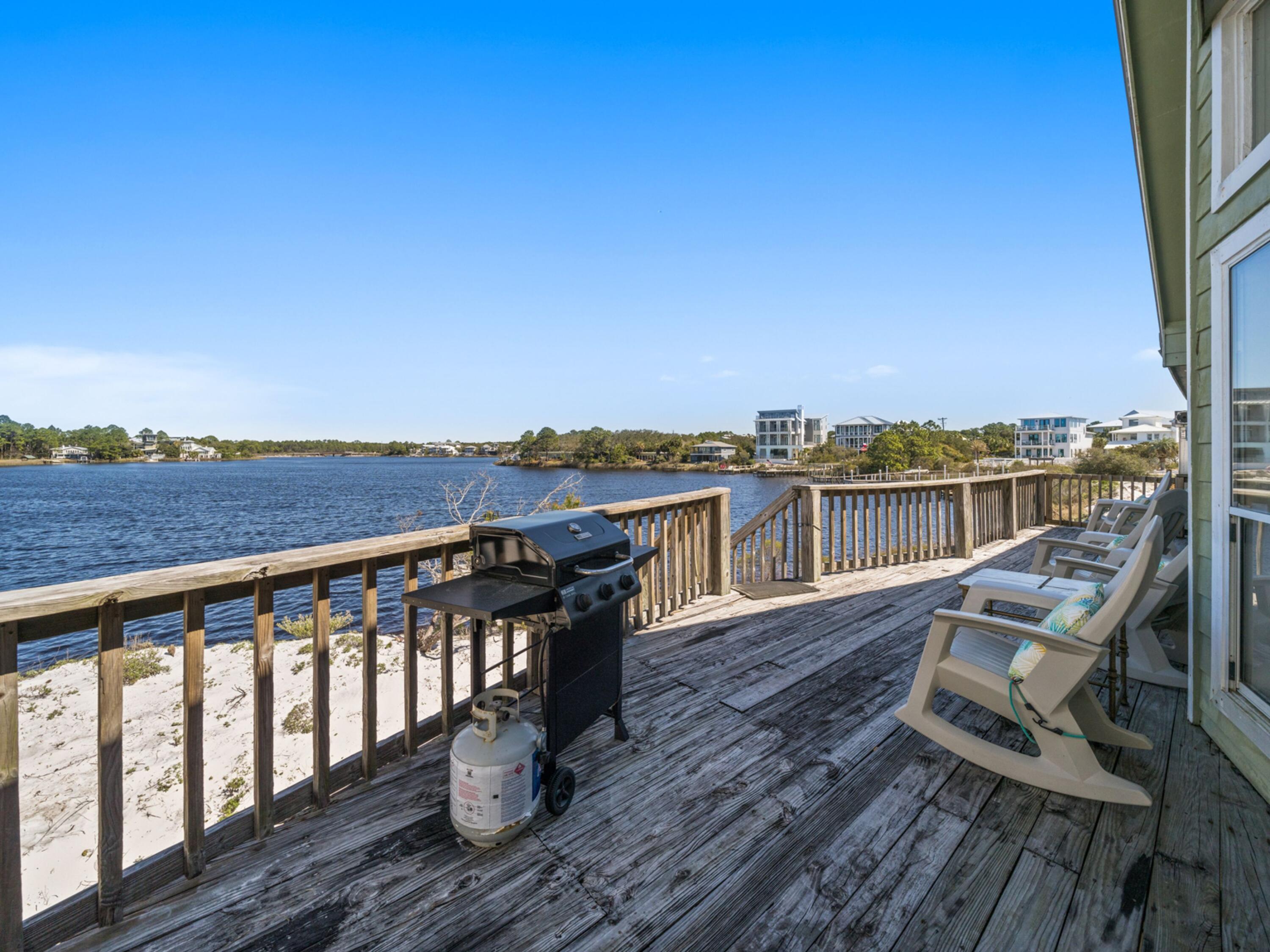 EASTERN LAKE S/D - Residential