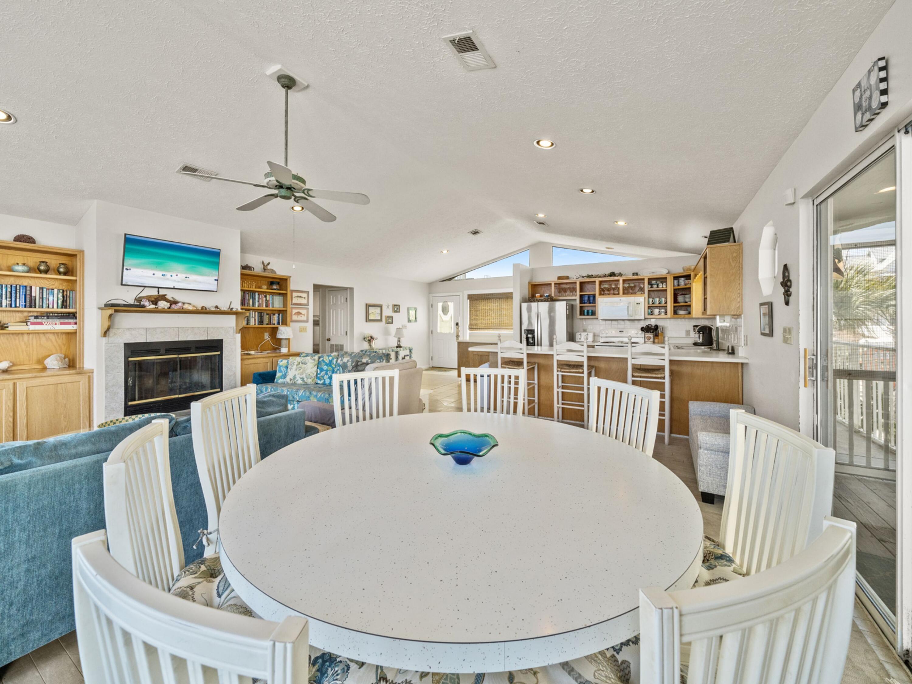 EASTERN LAKE S/D - Residential