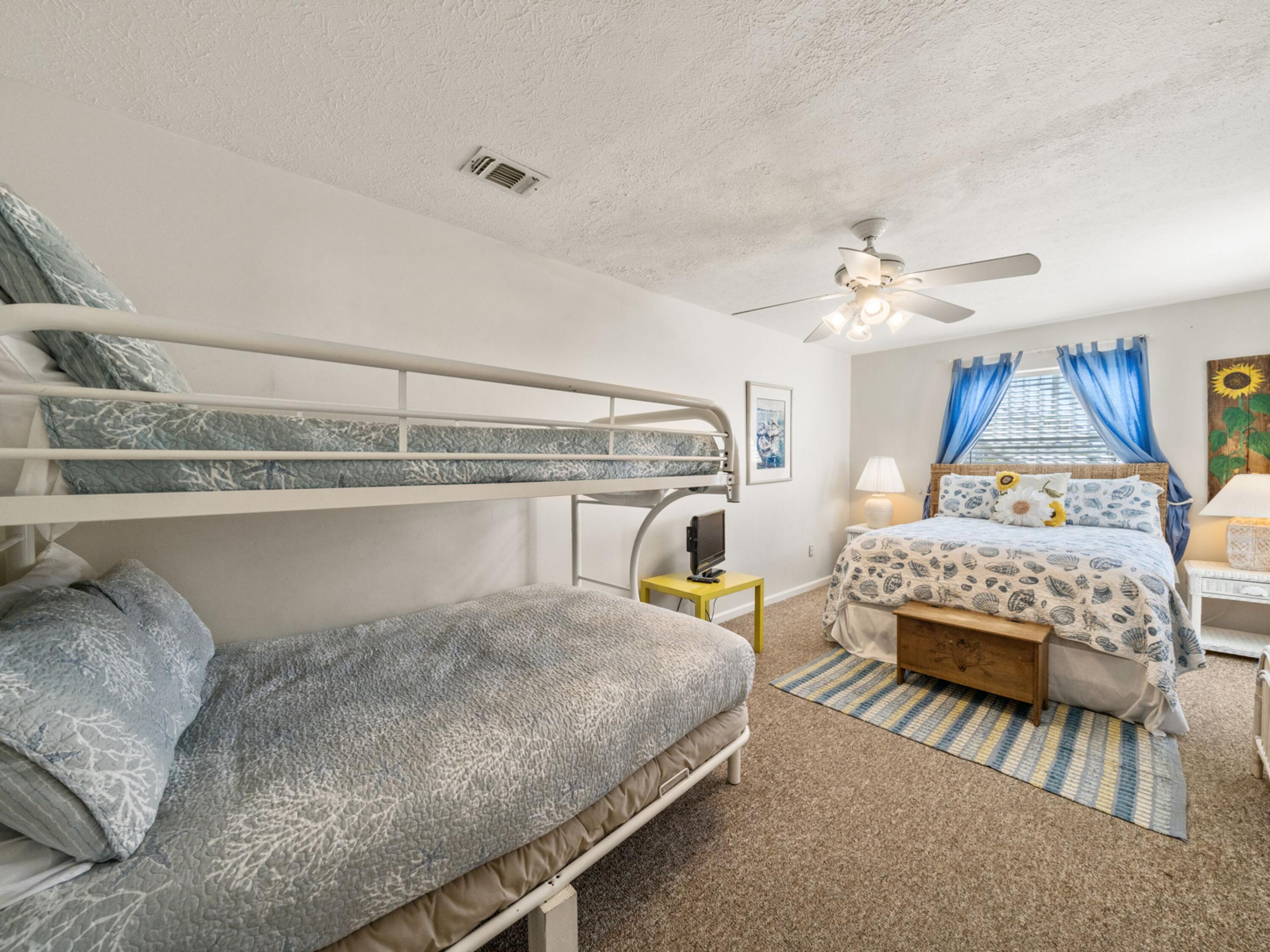 EASTERN LAKE S/D - Residential