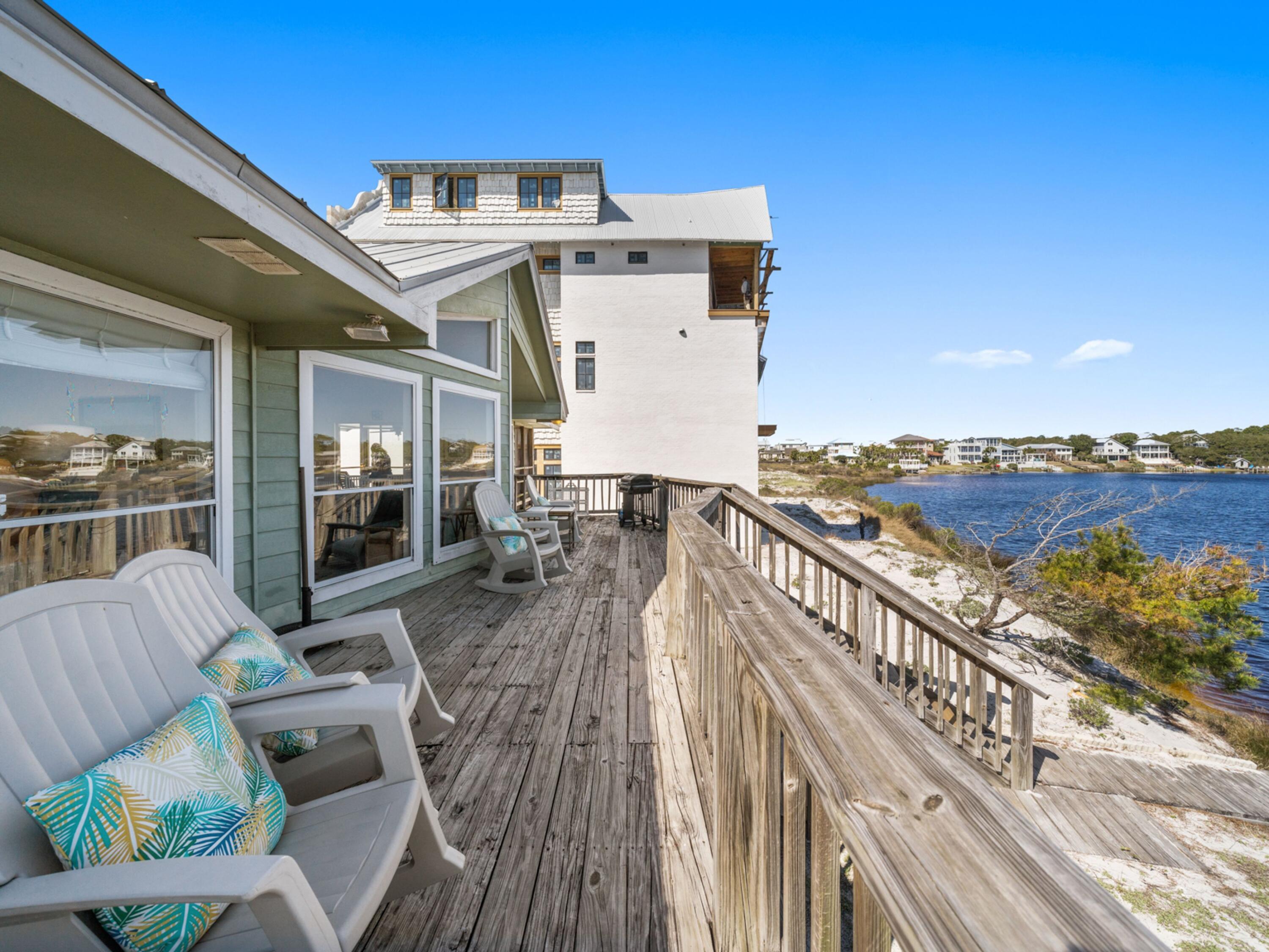 EASTERN LAKE S/D - Residential