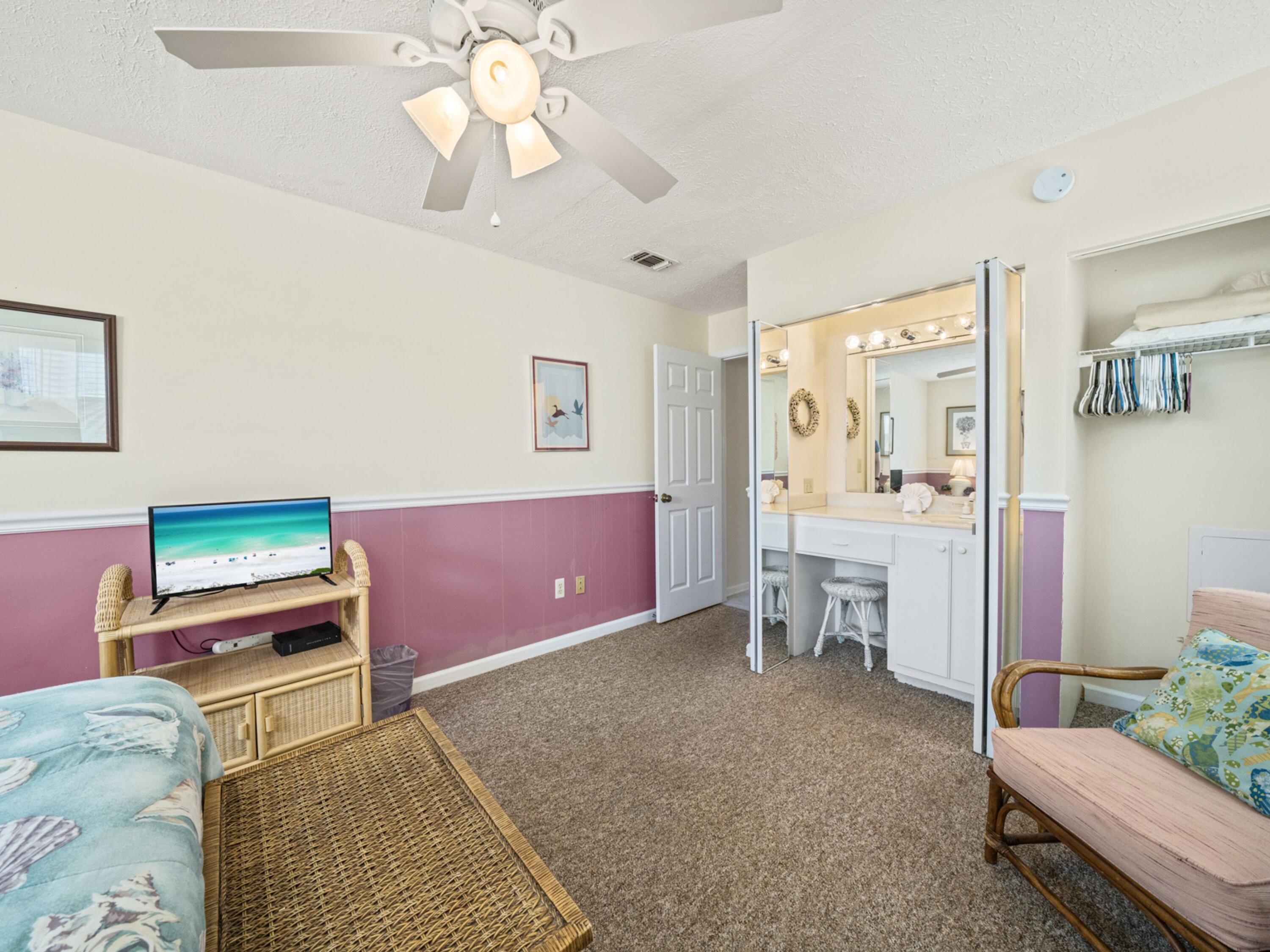 EASTERN LAKE S/D - Residential