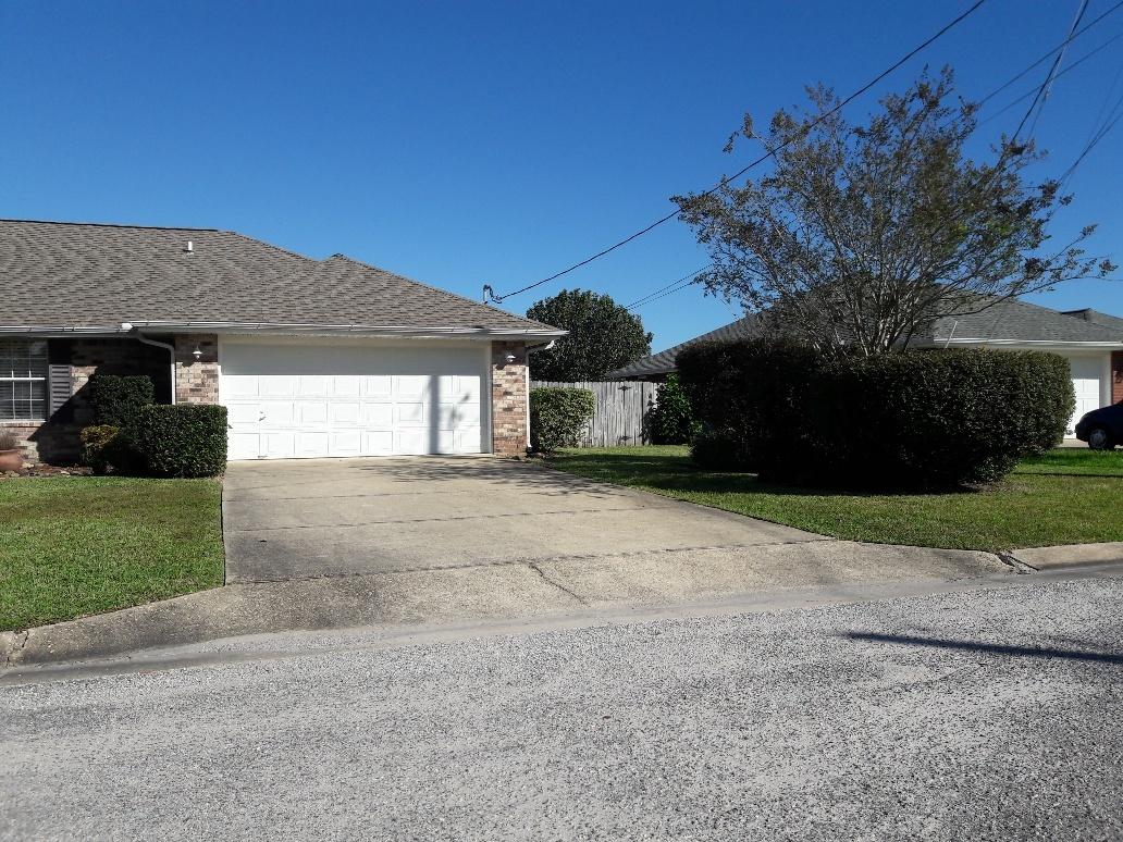 HAMPTON RIDGE ESTATES - Residential Lease