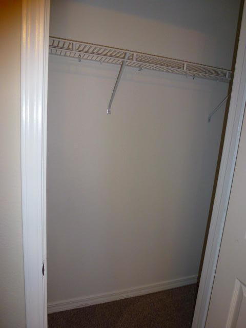 HAMPTON RIDGE ESTATES - Residential Lease