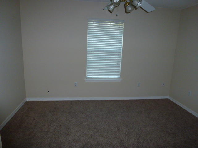 HAMPTON RIDGE ESTATES - Residential Lease