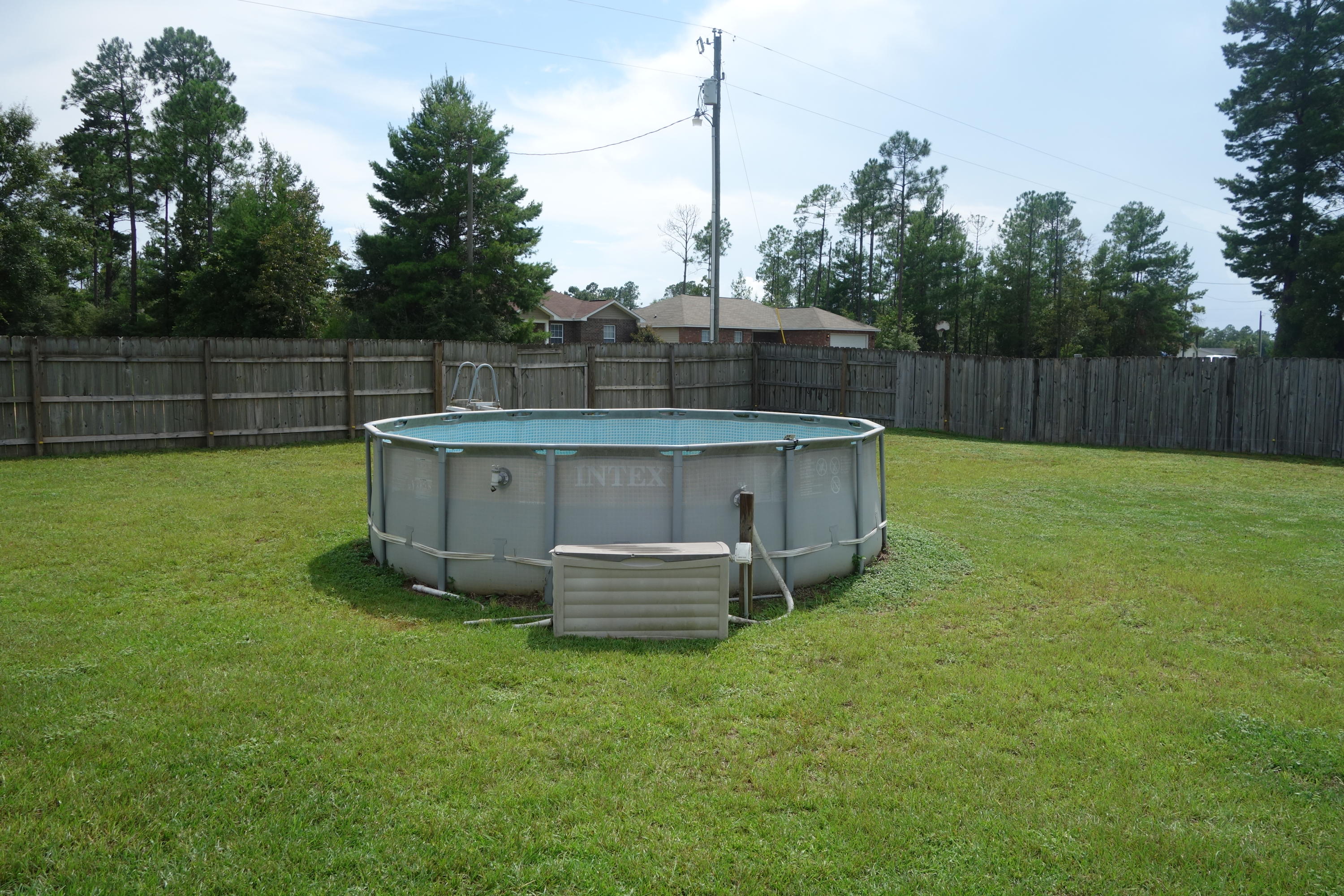 THE PINES - Residential