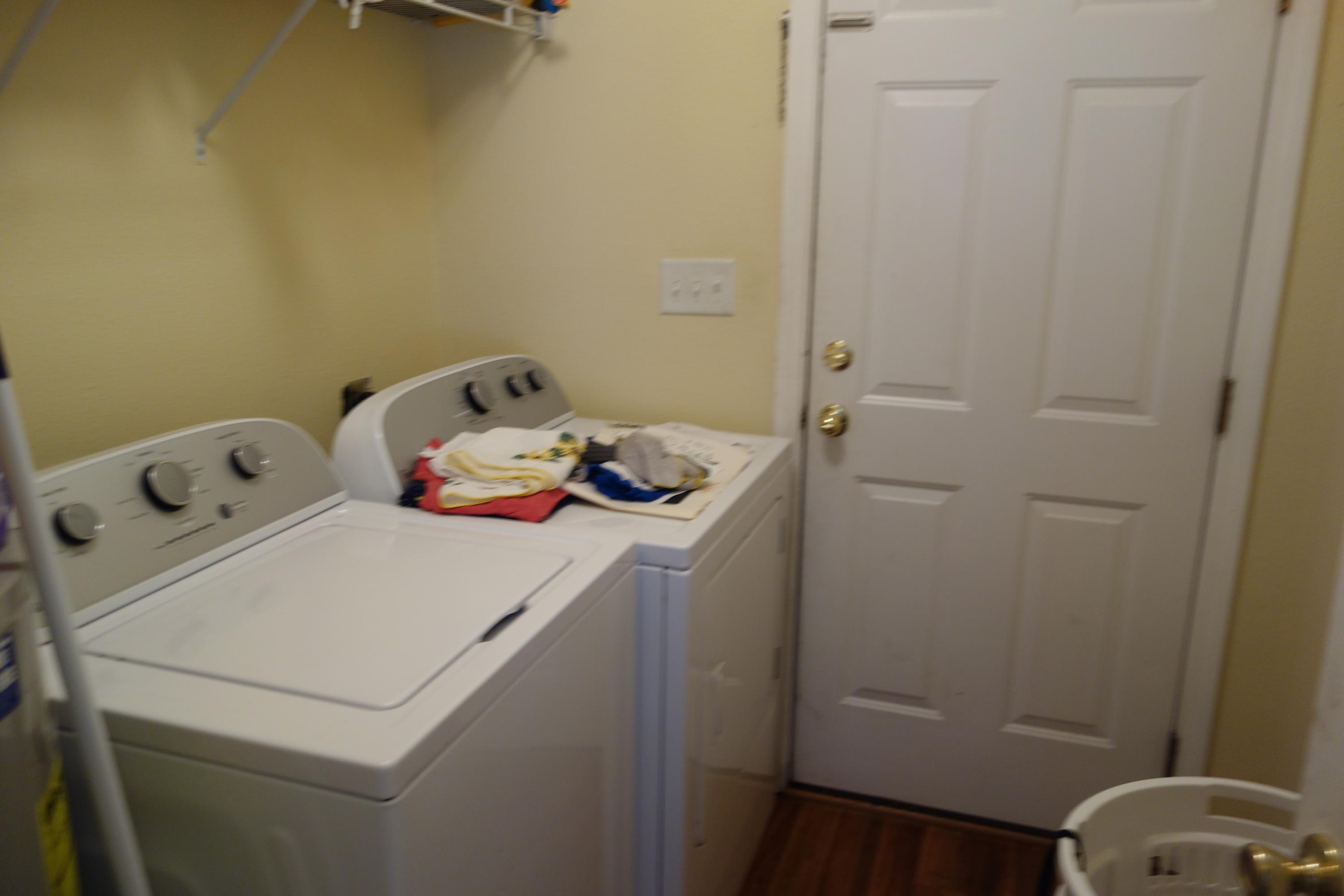 THE PINES - Residential