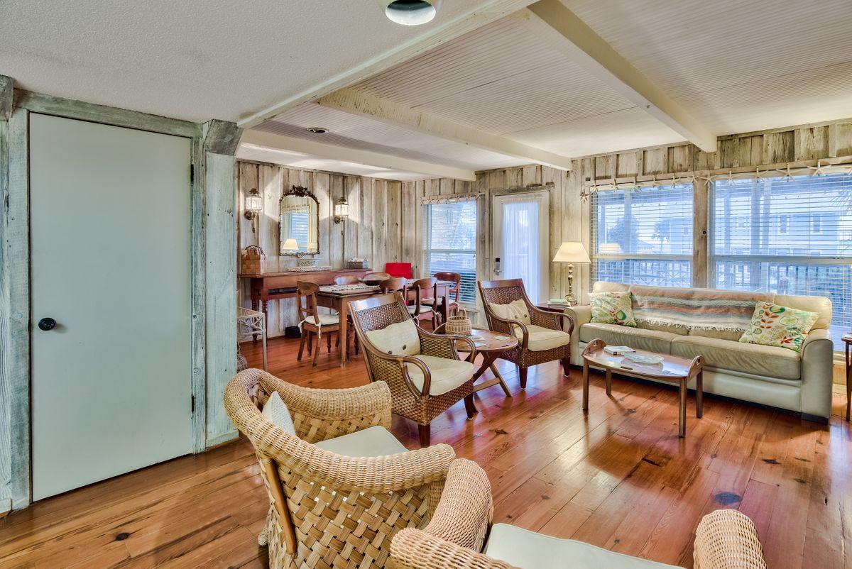 BLUE MOUNTAIN BEACH - Residential