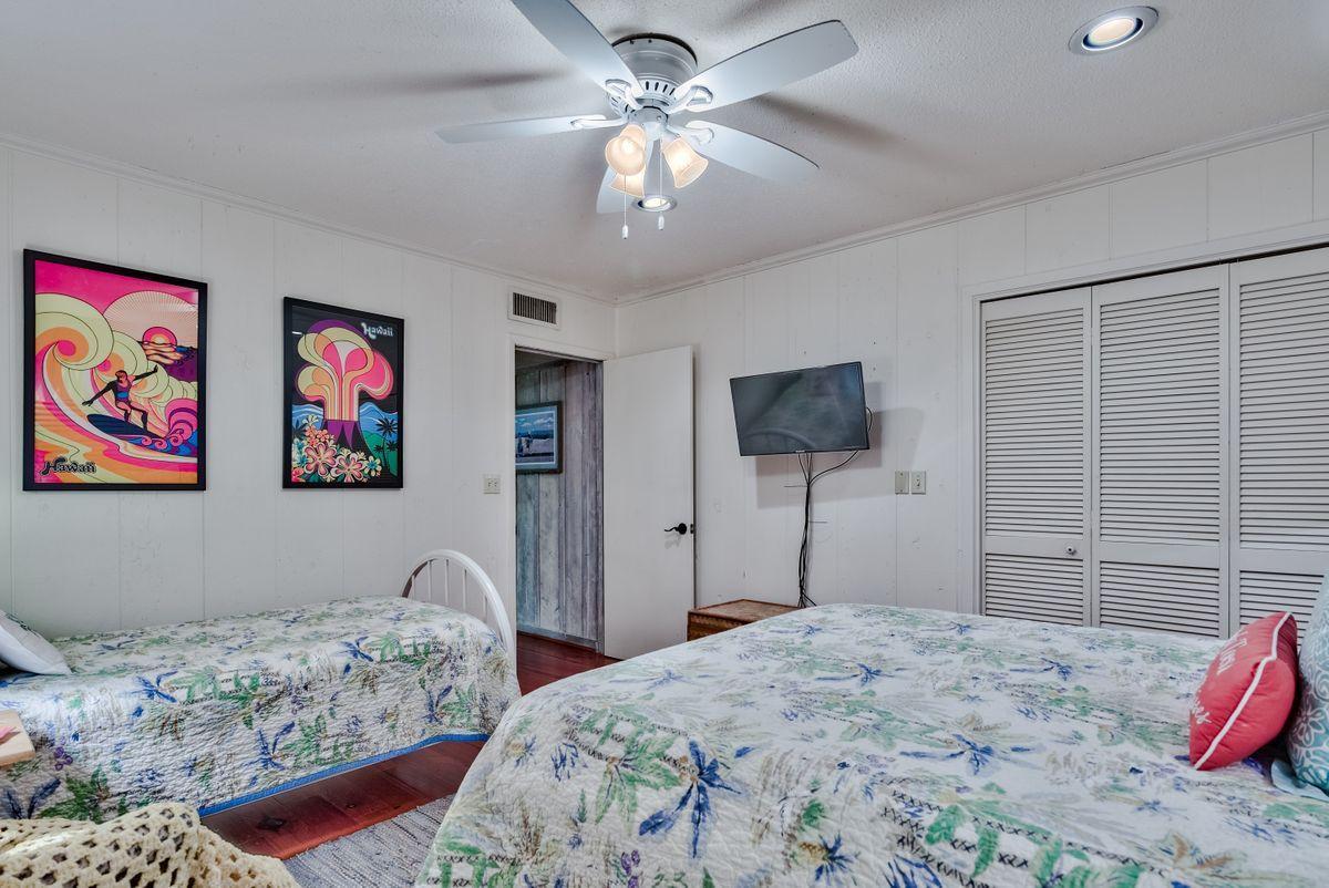 BLUE MOUNTAIN BEACH - Residential