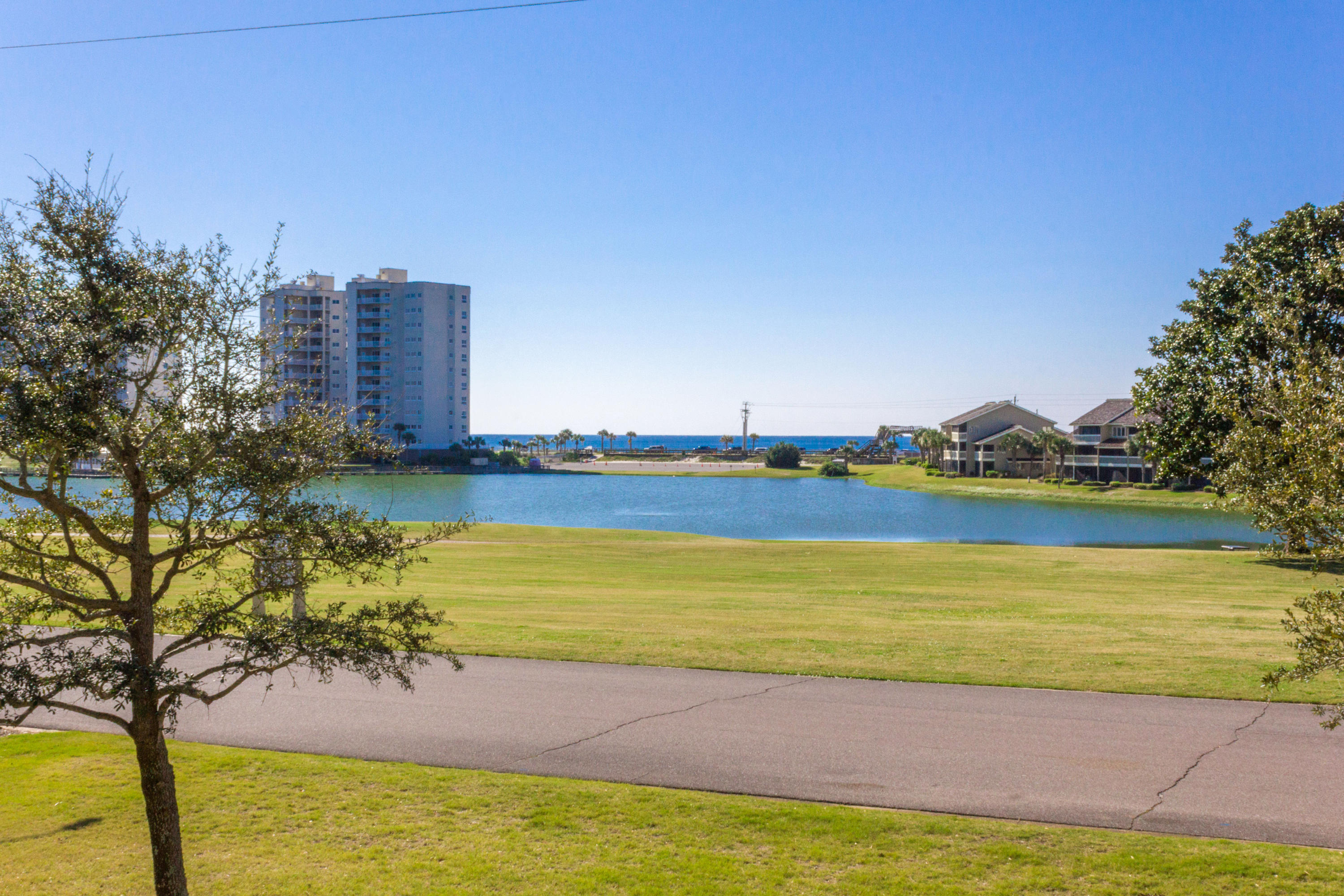 Seascape Condo Garden Villas - Residential