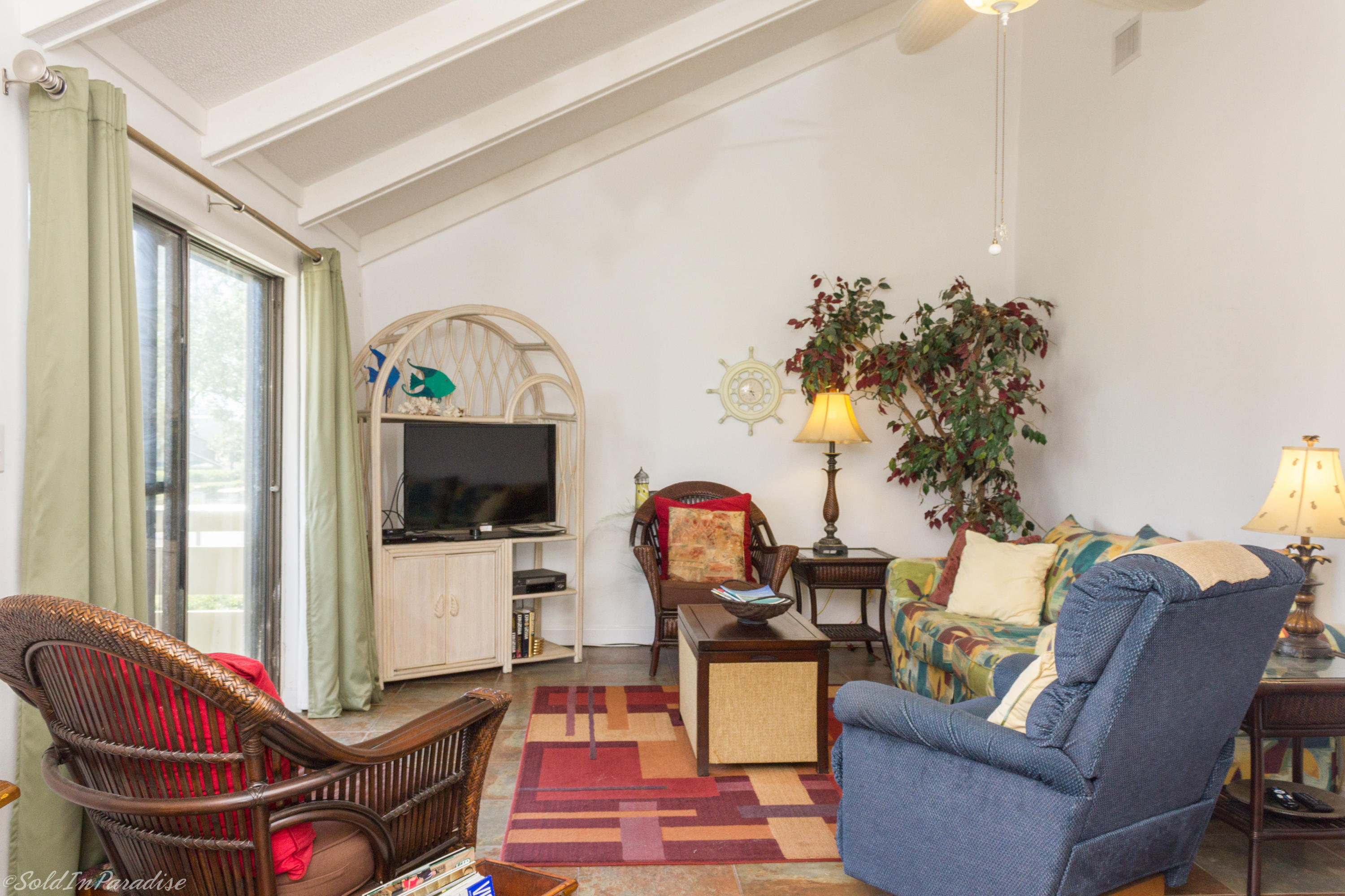 Seascape Condo Garden Villas - Residential