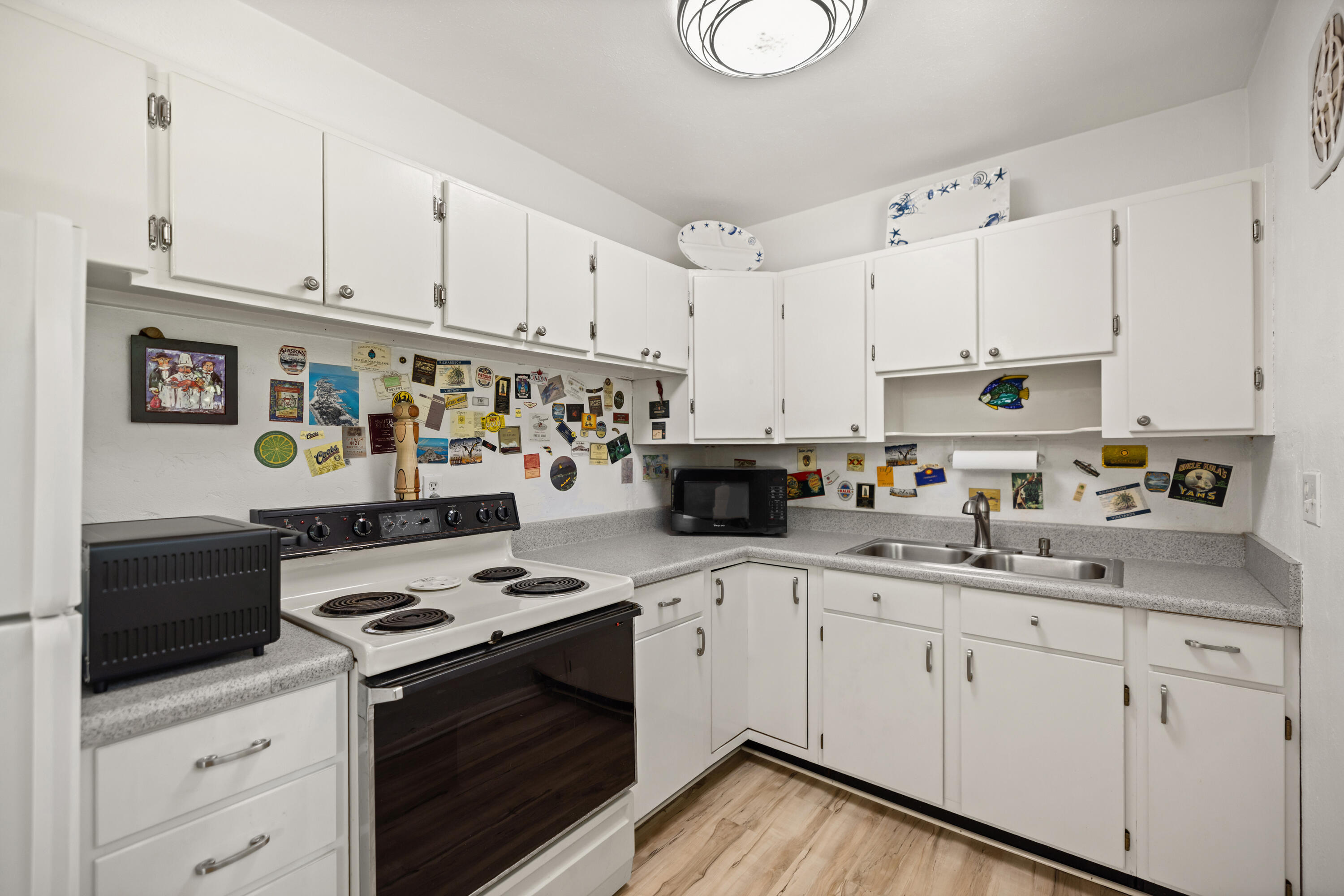 8th Add Elliott Pt - Residential