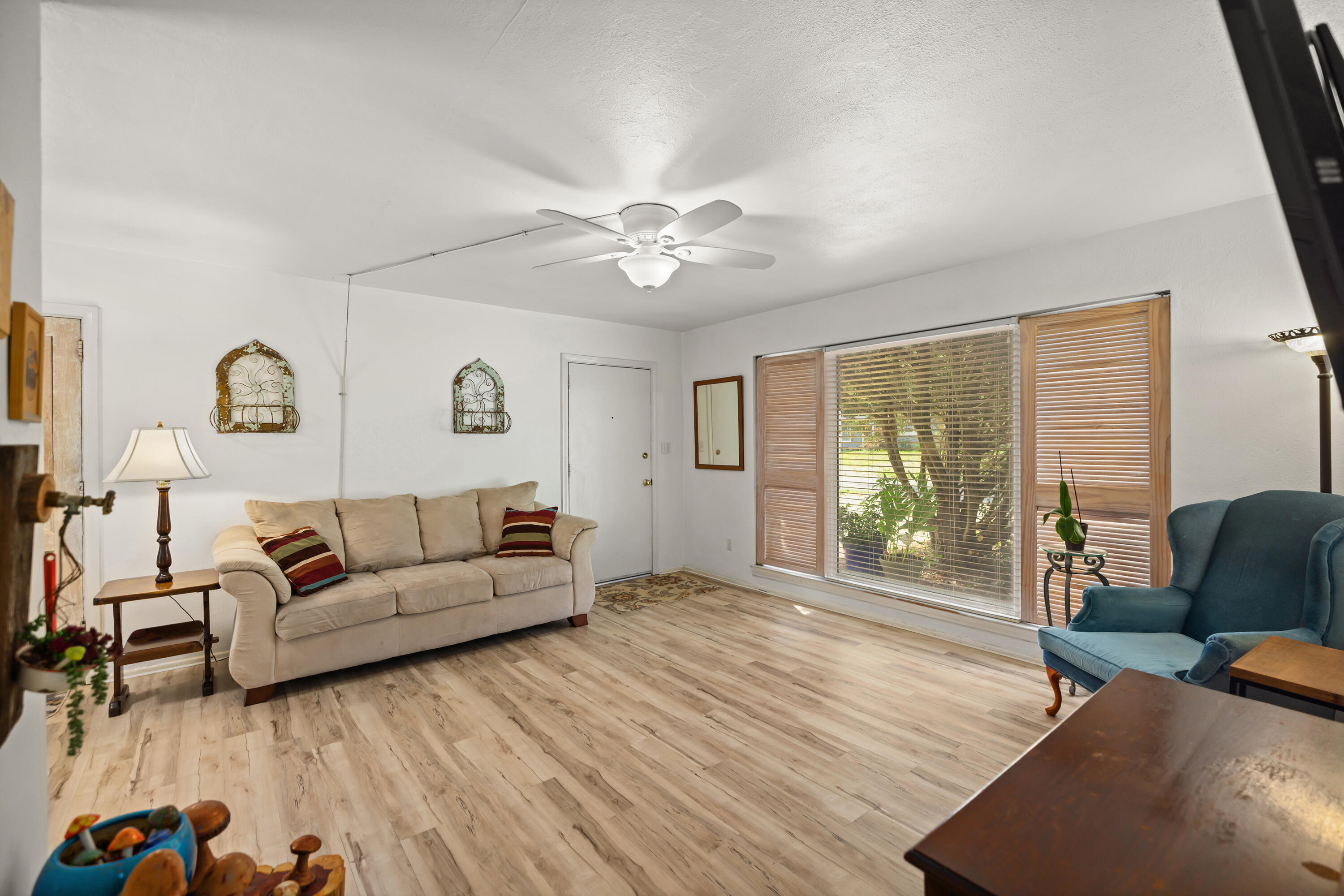 8th Add Elliott Pt - Residential