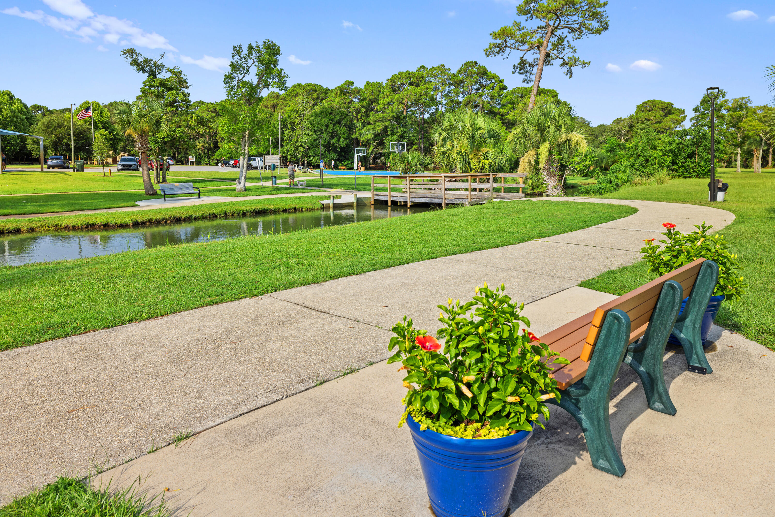 8th Add Elliott Pt - Residential