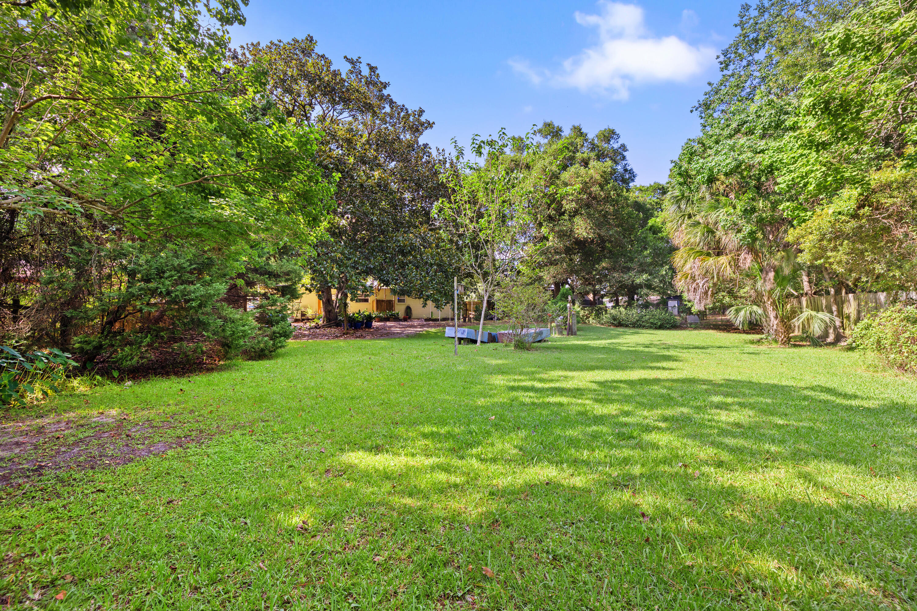 8th Add Elliott Pt - Residential