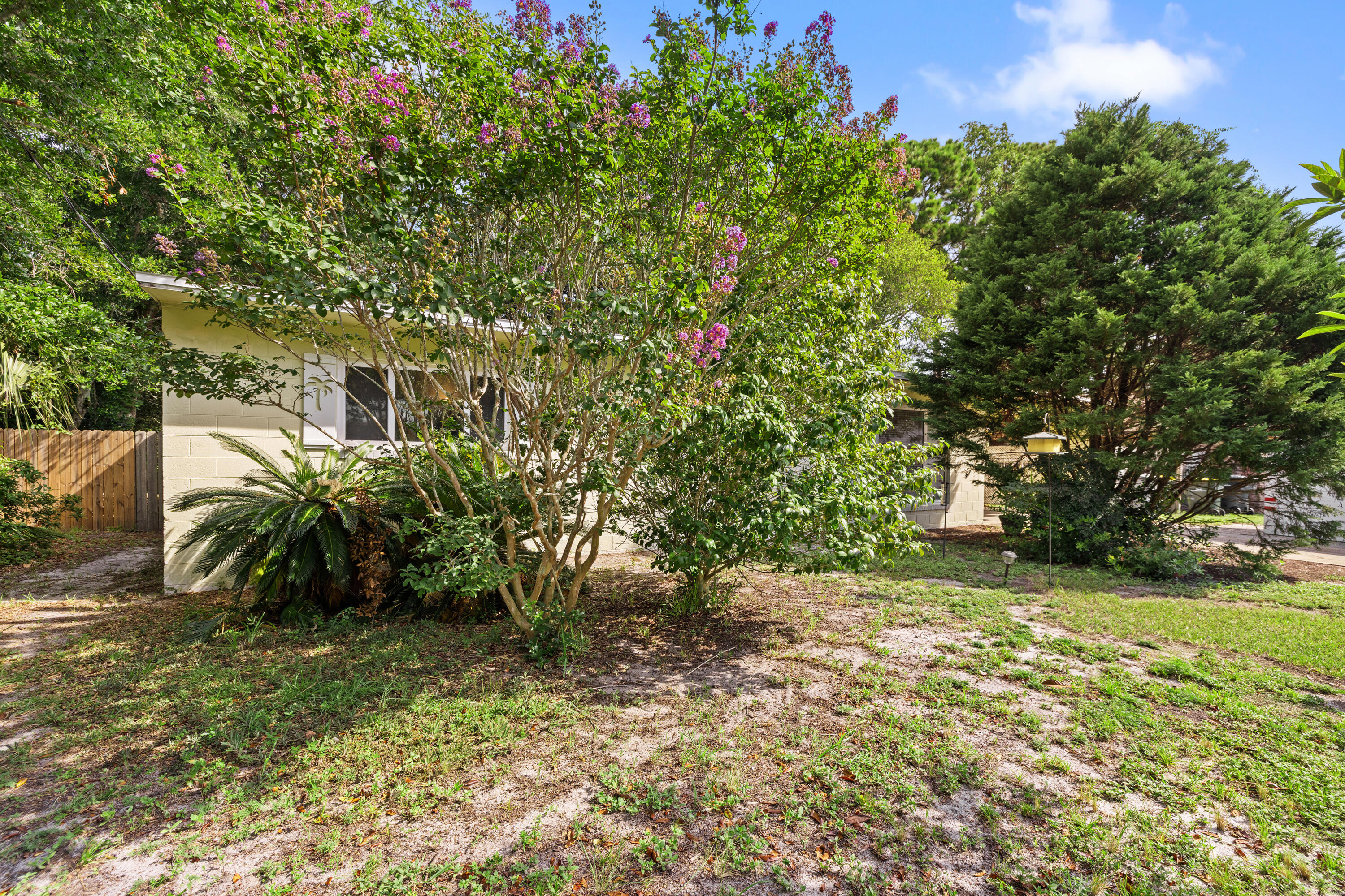 8th Add Elliott Pt - Residential