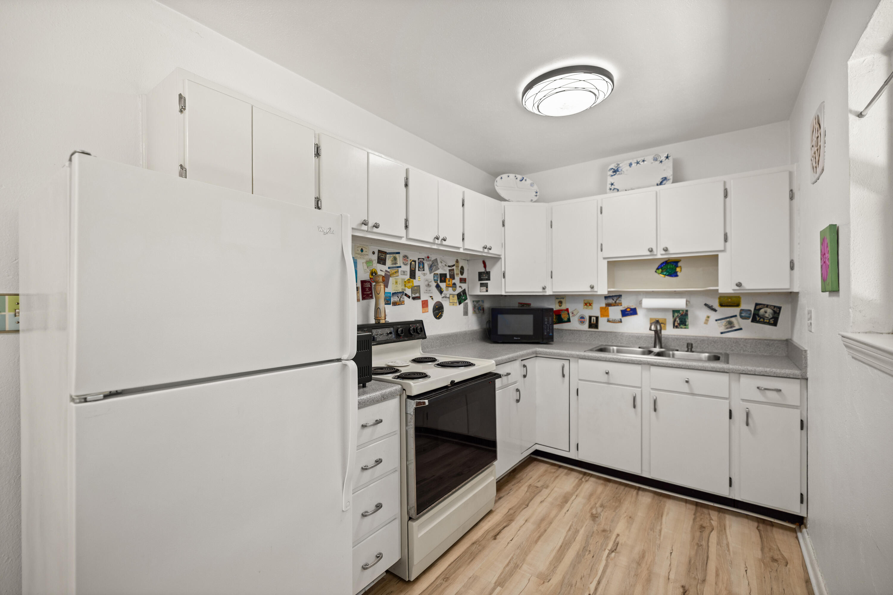 8th Add Elliott Pt - Residential