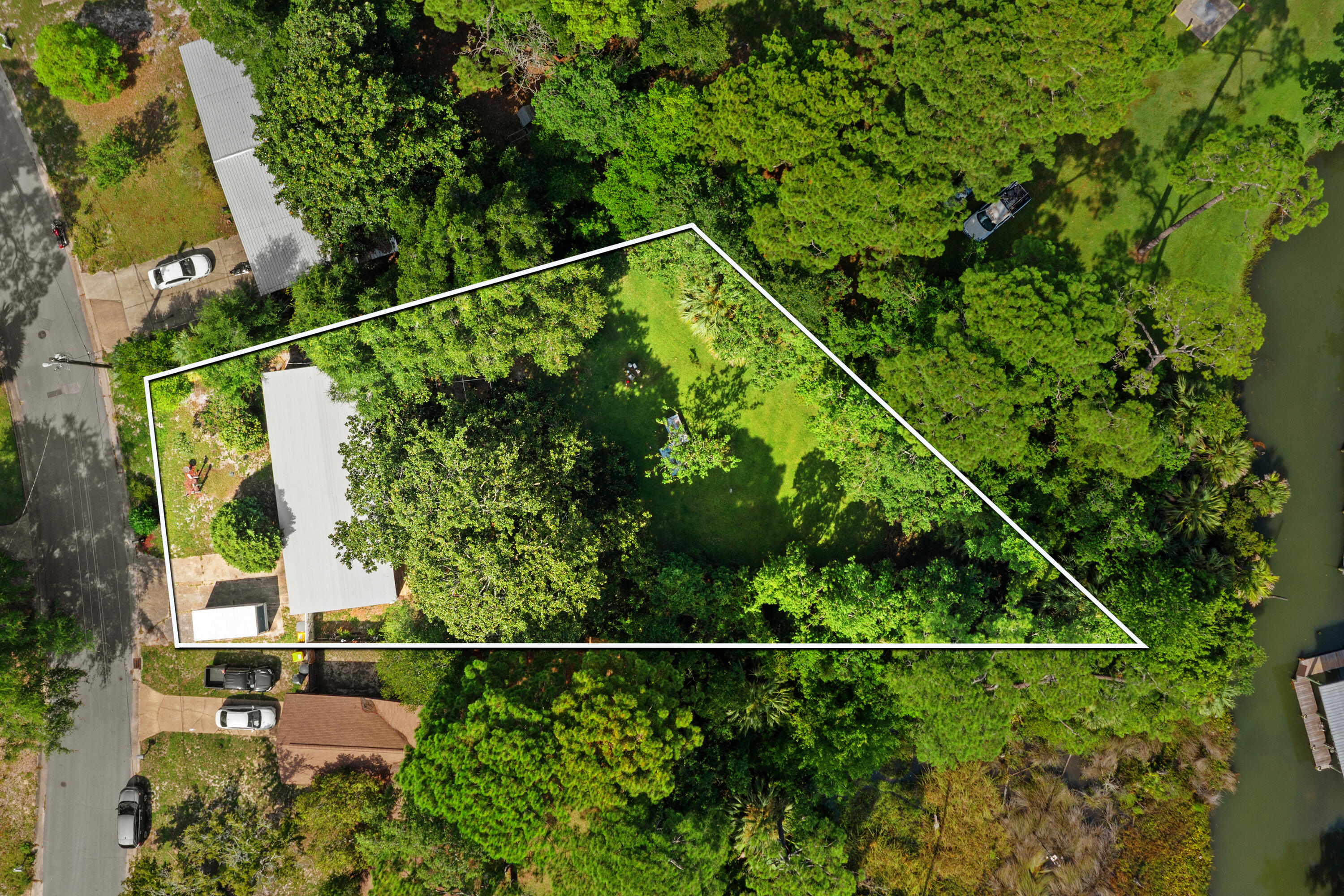 8th Add Elliott Pt - Residential