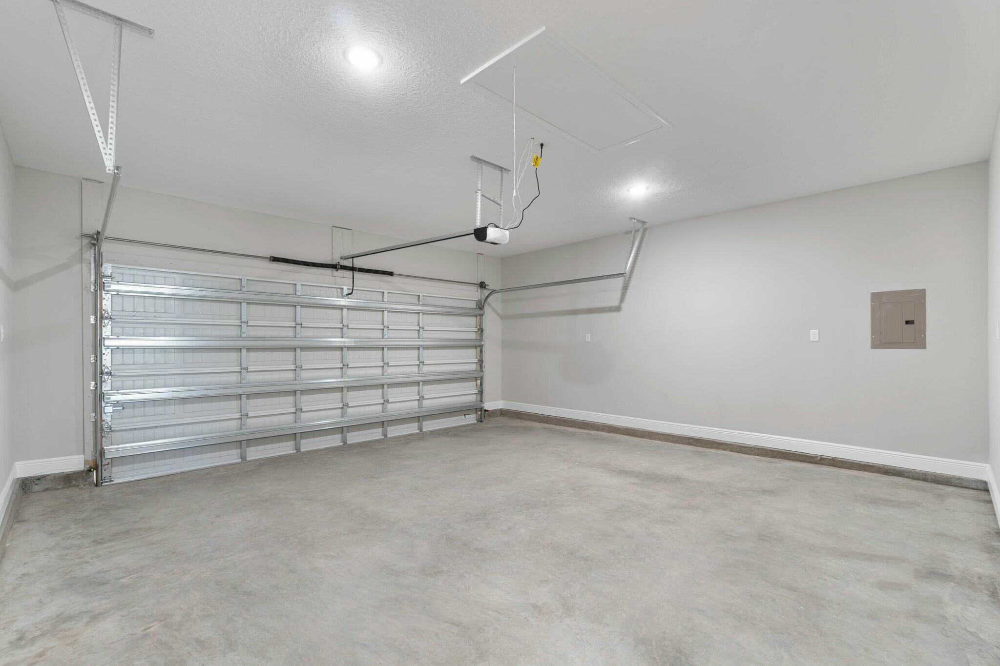 NAVARRE S/D 2ND ADDN - Residential