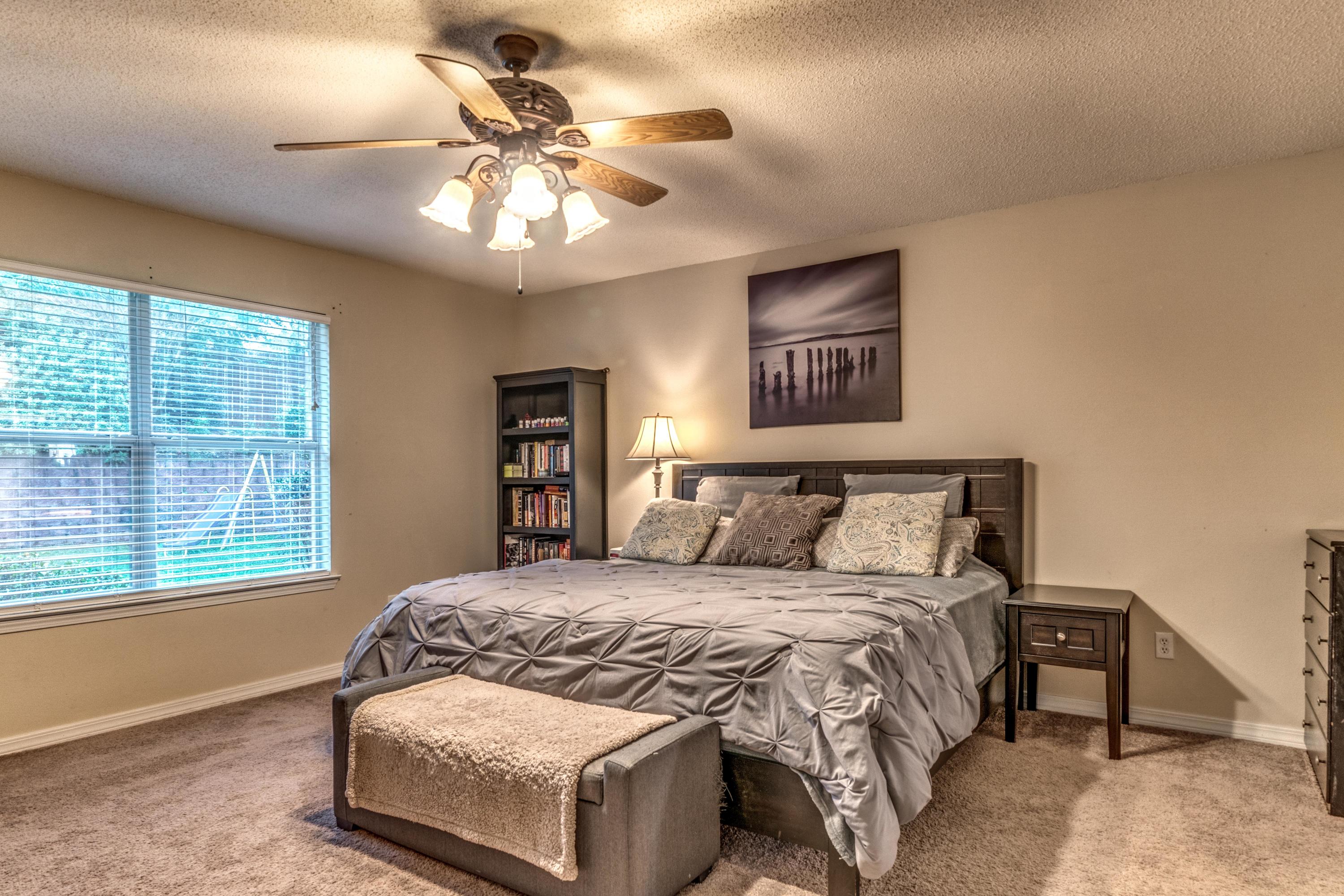 COUNTRYVIEW ESTATES 10TH ADDN - Residential