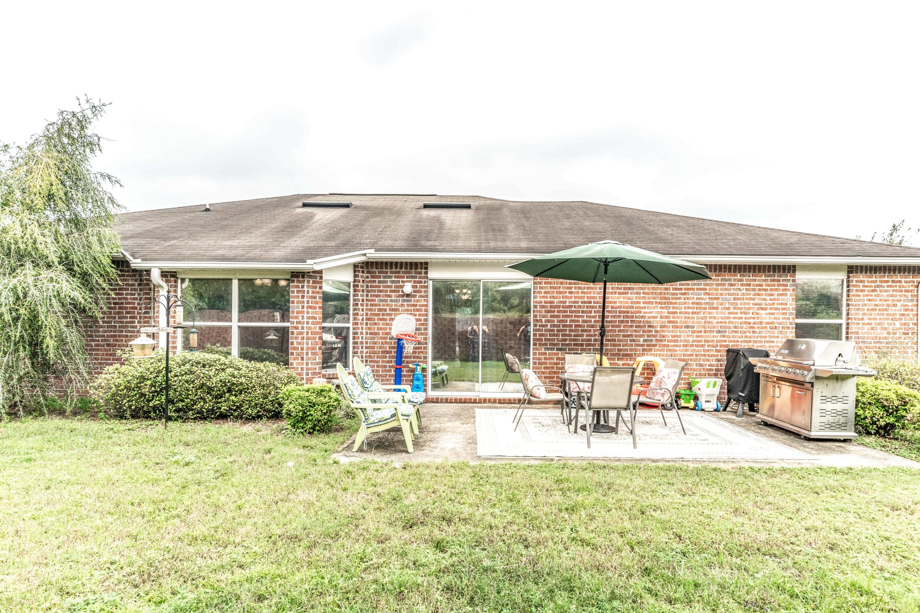 COUNTRYVIEW ESTATES 10TH ADDN - Residential