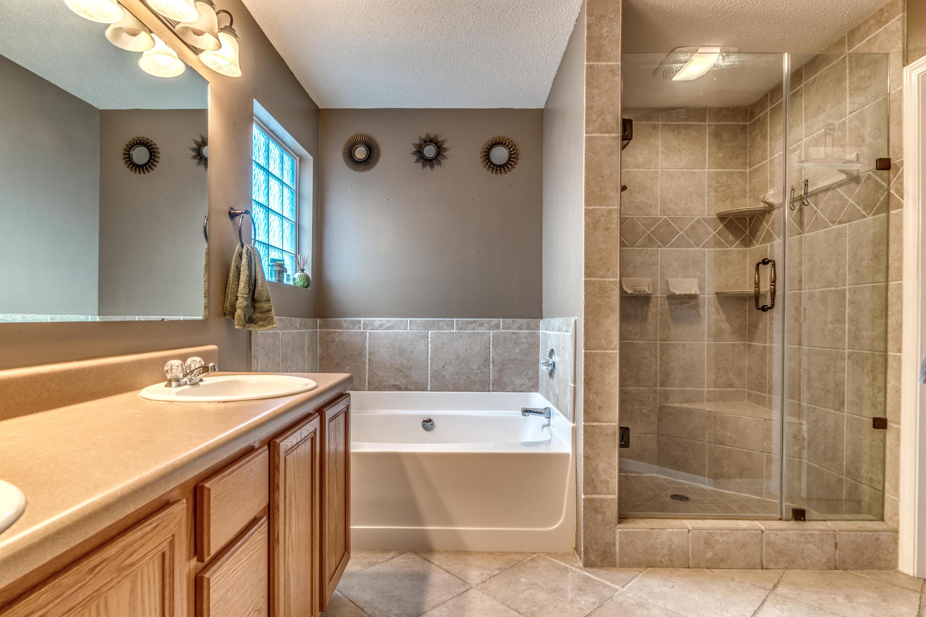 COUNTRYVIEW ESTATES 10TH ADDN - Residential