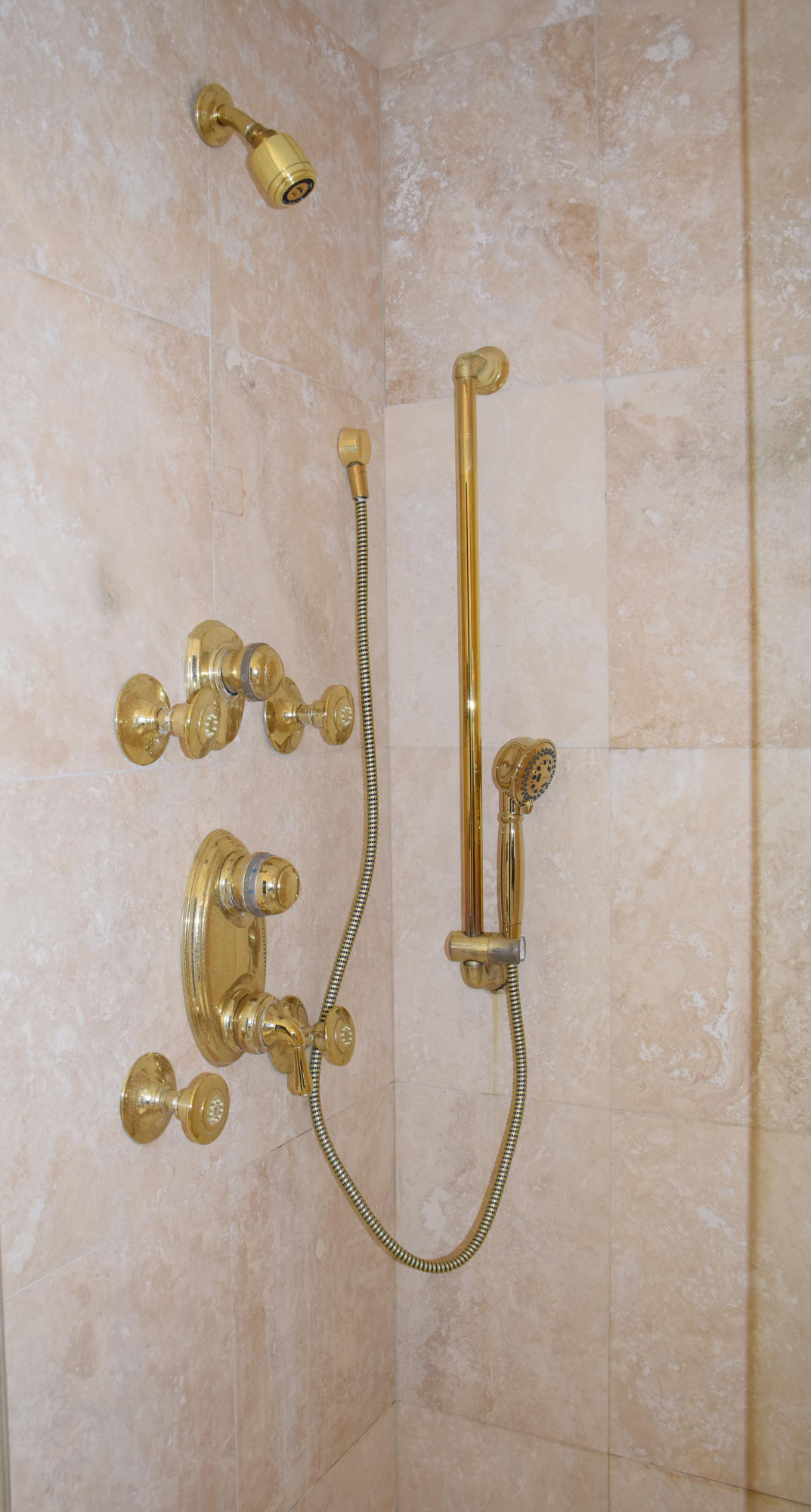 Rocky Bayou Estates 8A, Lot 1 - Residential