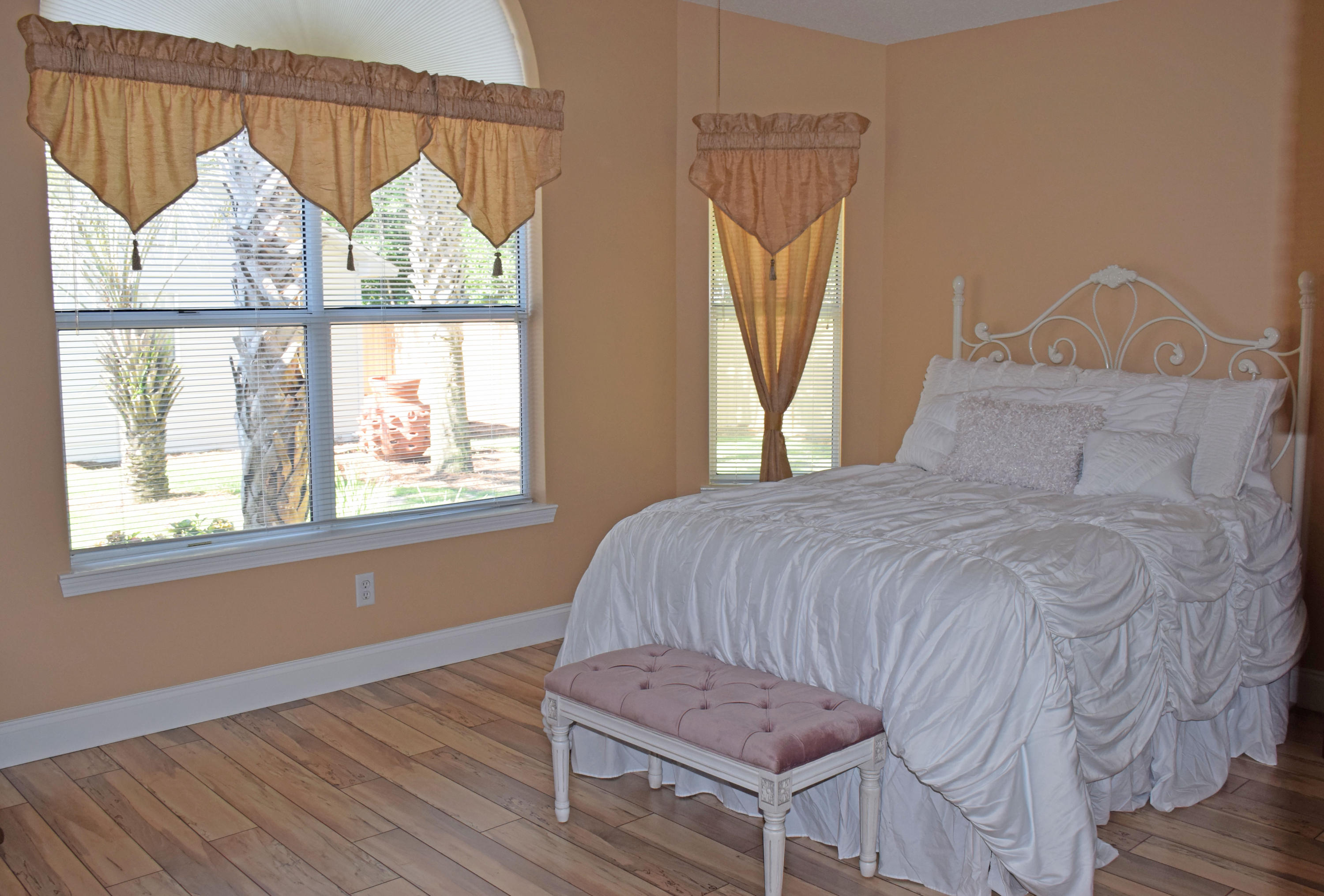 Rocky Bayou Estates 8A, Lot 1 - Residential