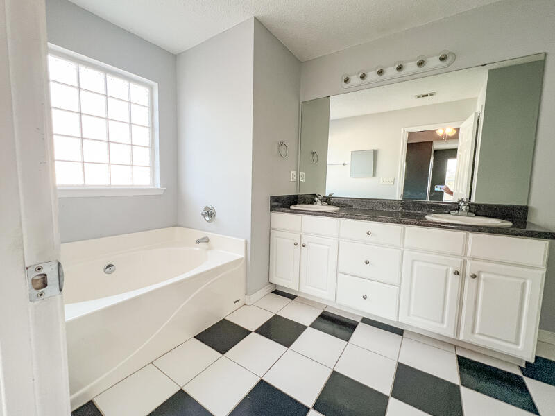 WILDWOOD GABLES - Residential Lease