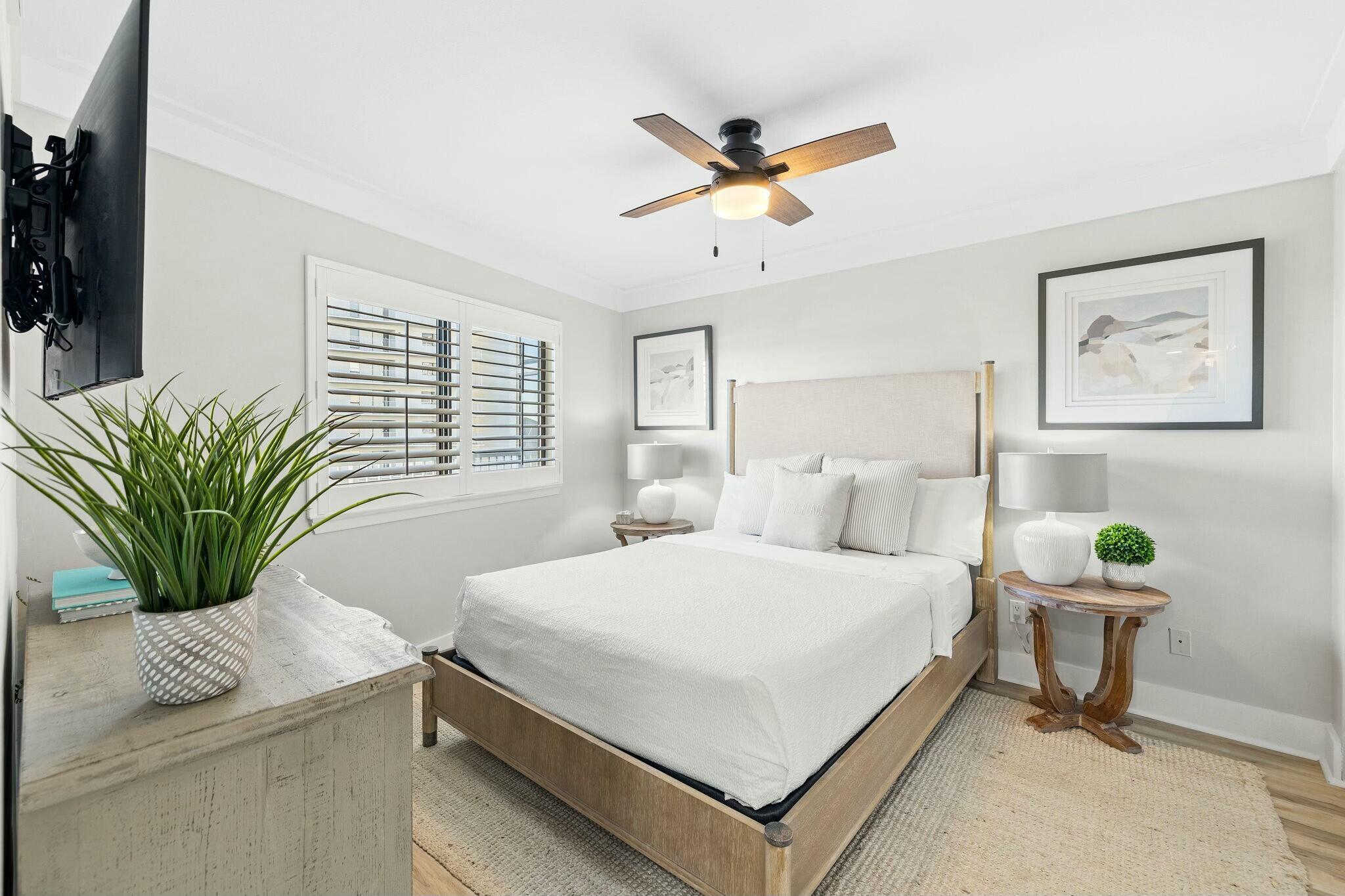 MAINSAIL CONDO PH 1 - Residential