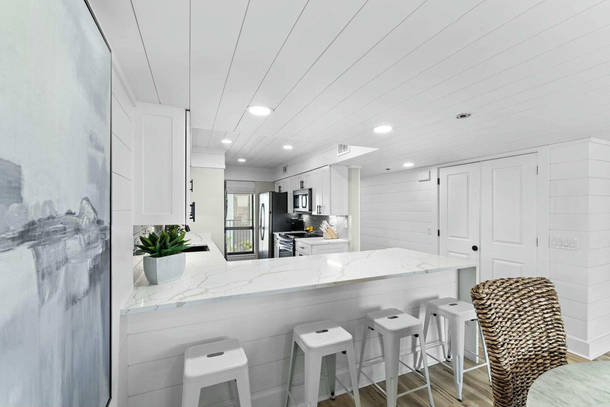 MAINSAIL CONDO PH 1 - Residential