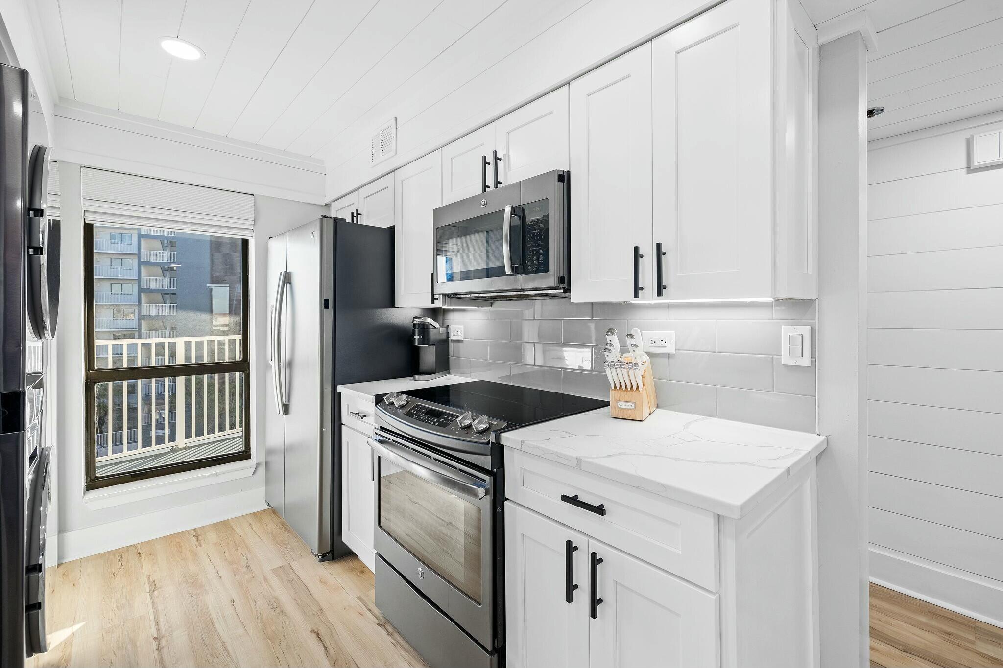 MAINSAIL CONDO PH 1 - Residential