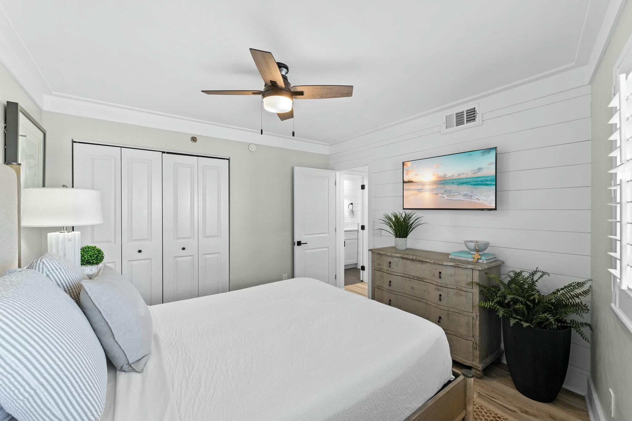 MAINSAIL CONDO PH 1 - Residential