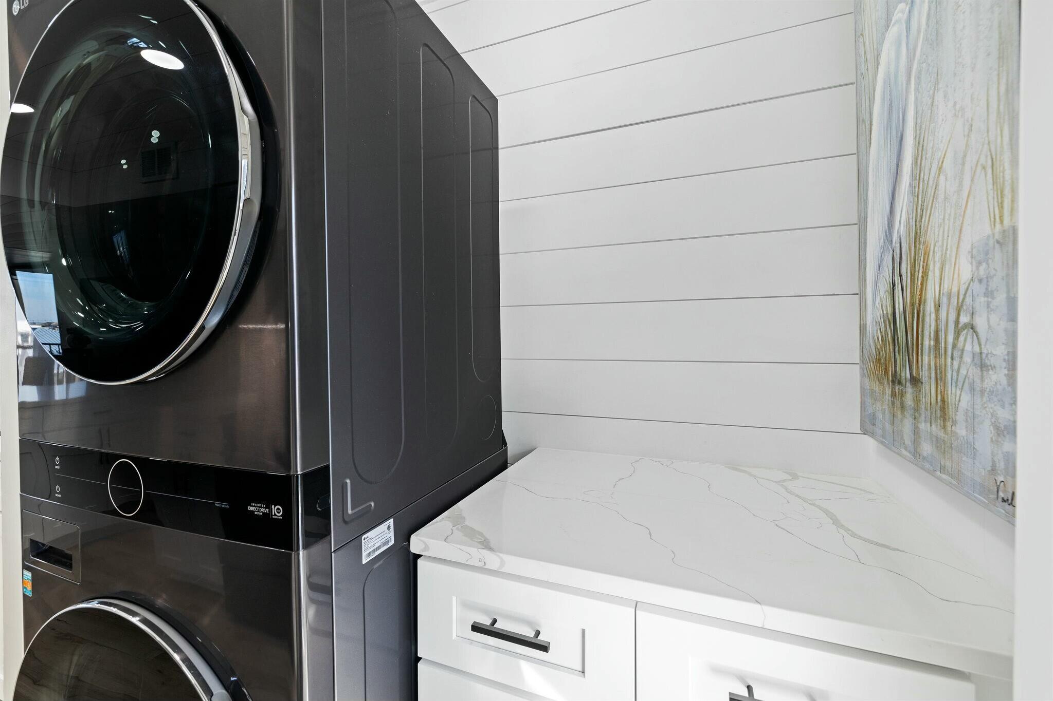 MAINSAIL CONDO PH 1 - Residential