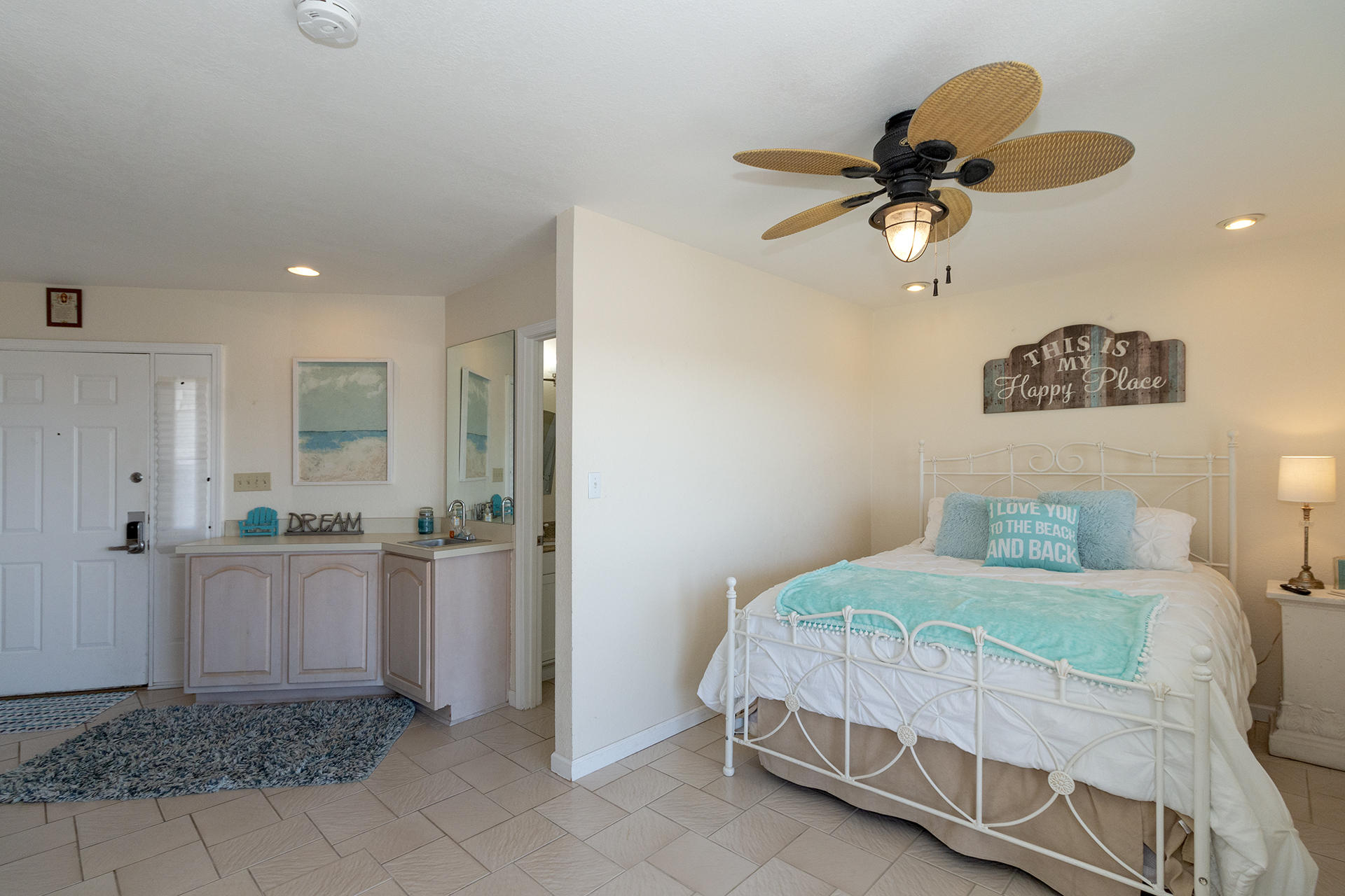 POINT OF VIEW T/H CONDO - Residential