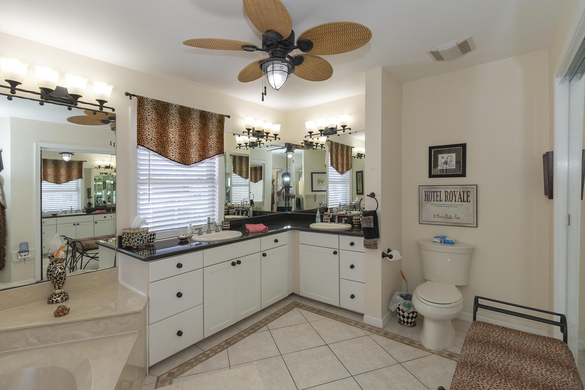 POINT OF VIEW T/H CONDO - Residential