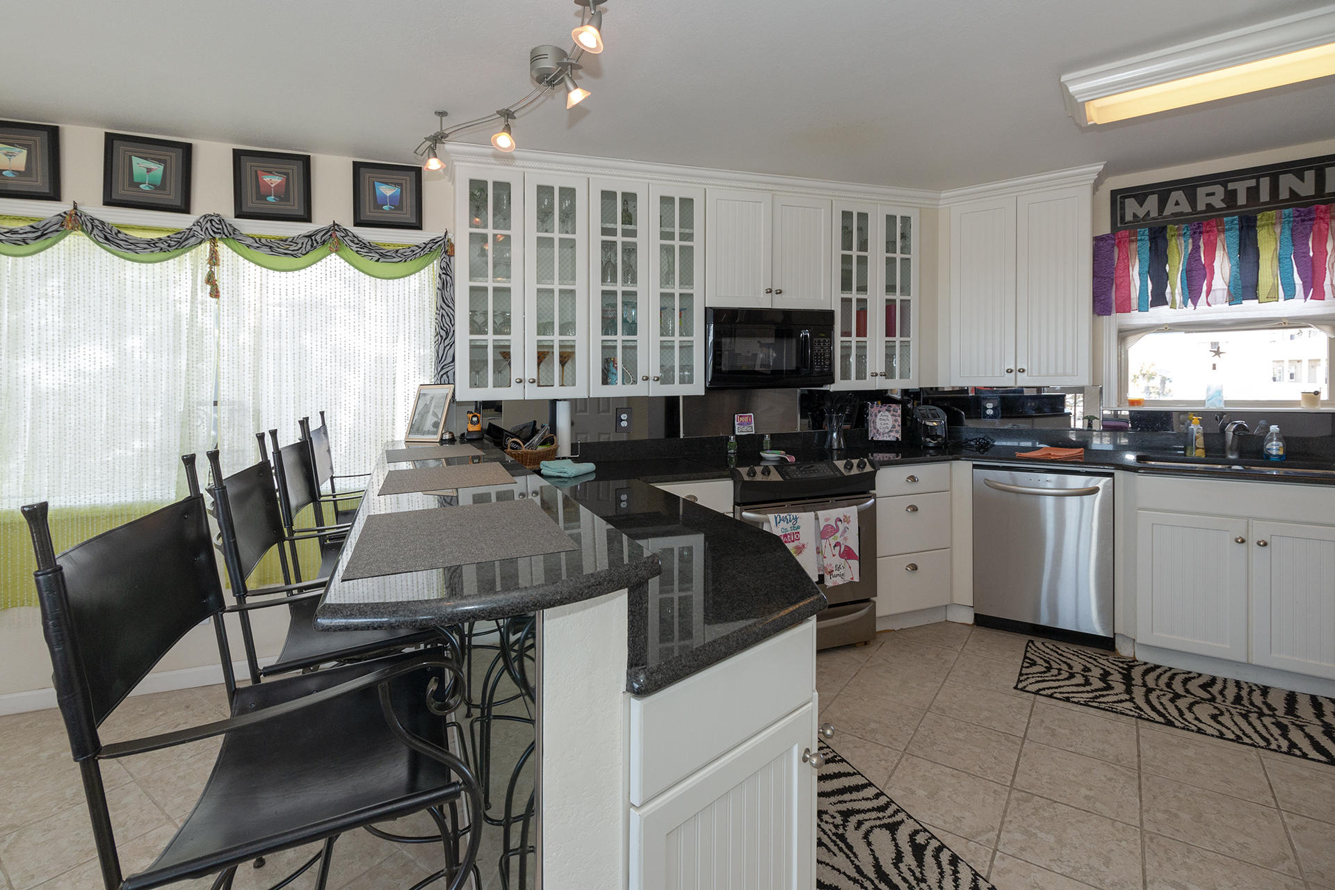 POINT OF VIEW T/H CONDO - Residential