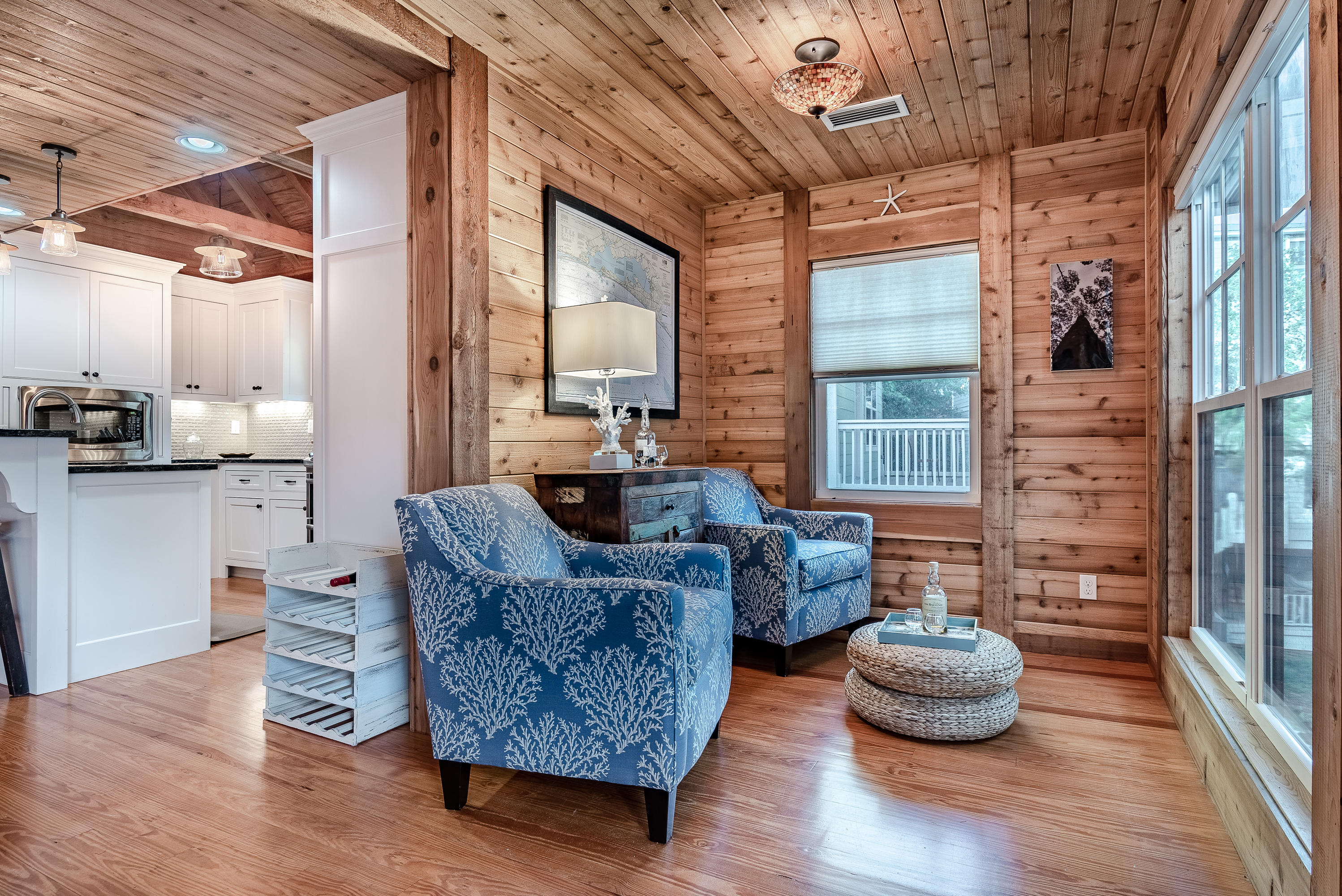 COUNTRY CABINS PH 2 - Residential