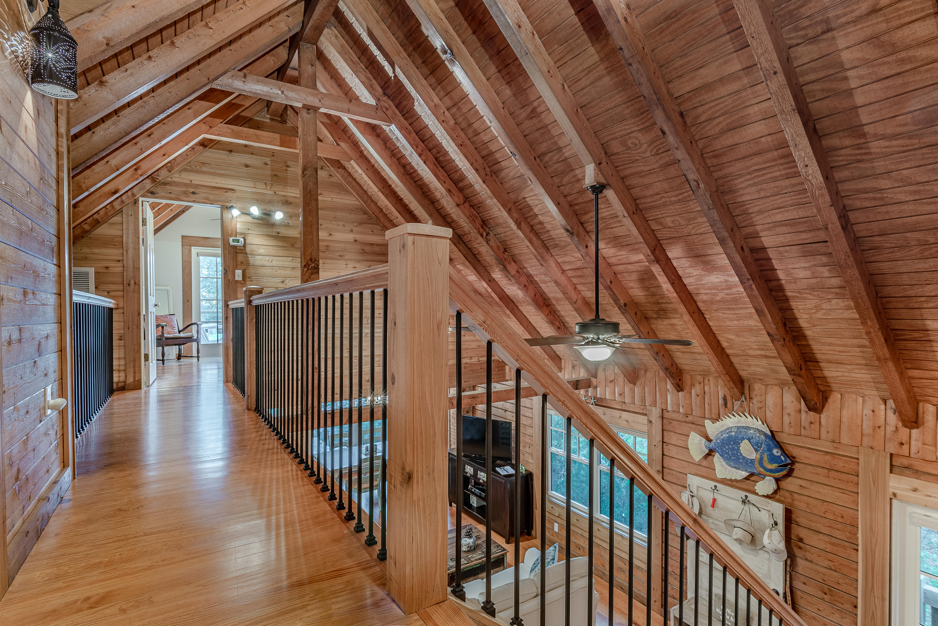 COUNTRY CABINS PH 2 - Residential