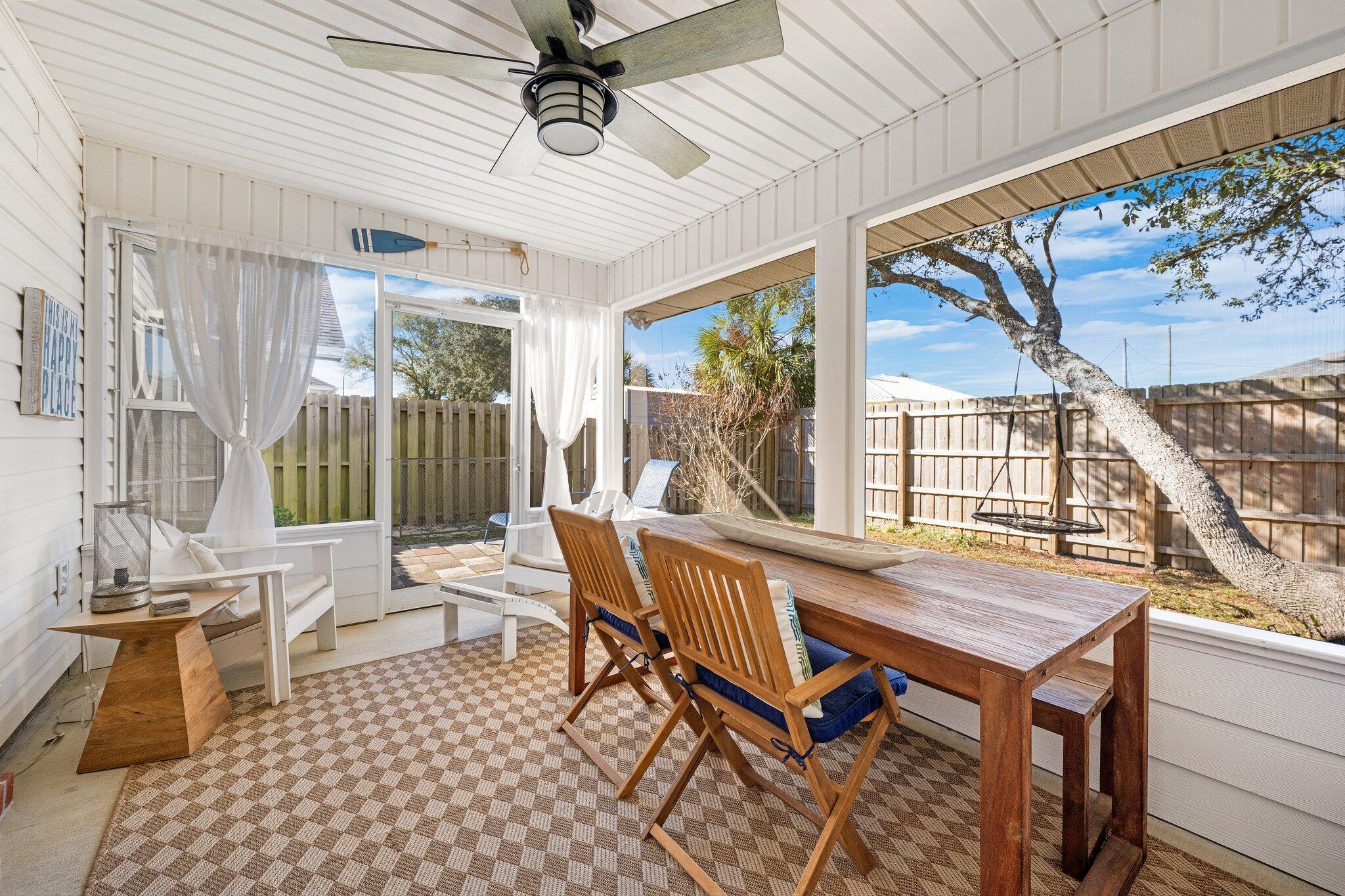 RIVIERA BEACH - Residential