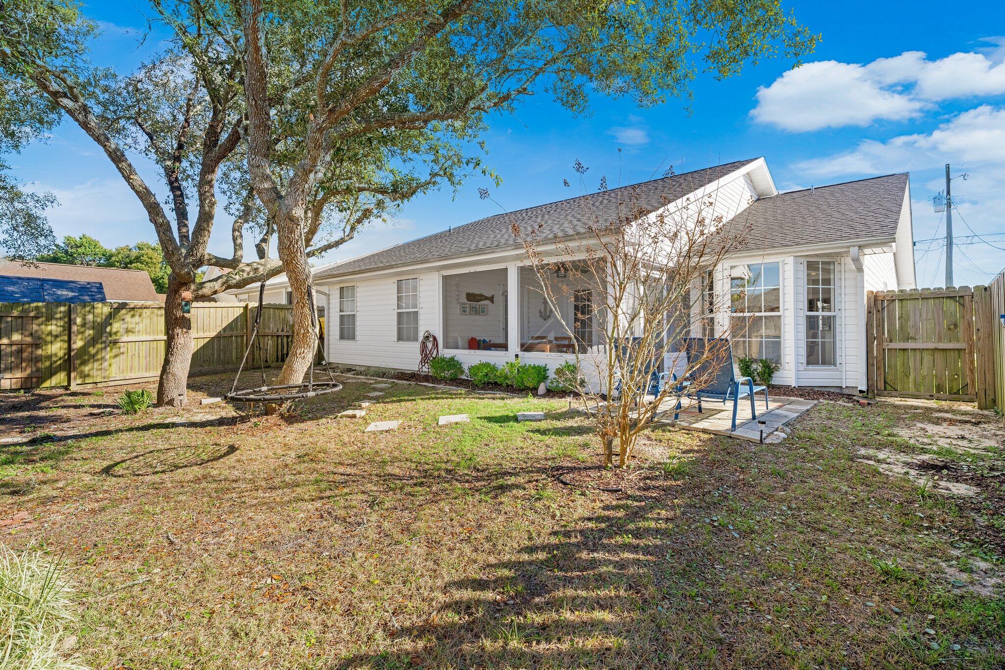 RIVIERA BEACH - Residential