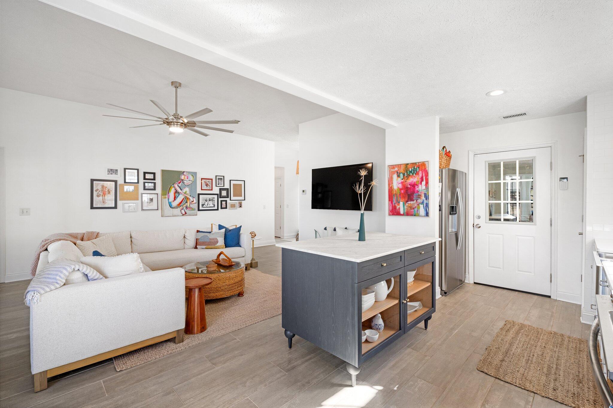 RIVIERA BEACH - Residential