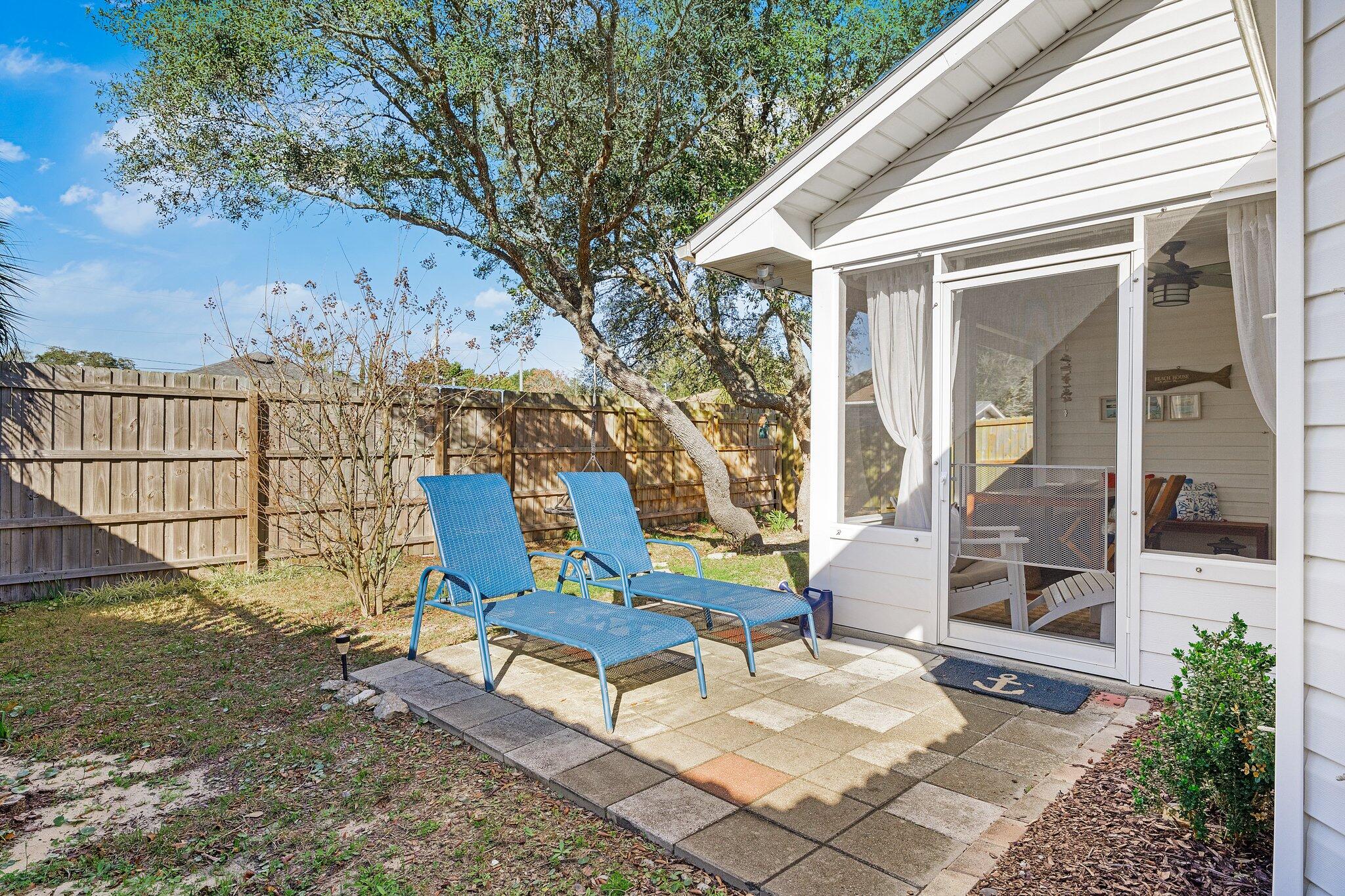 RIVIERA BEACH - Residential