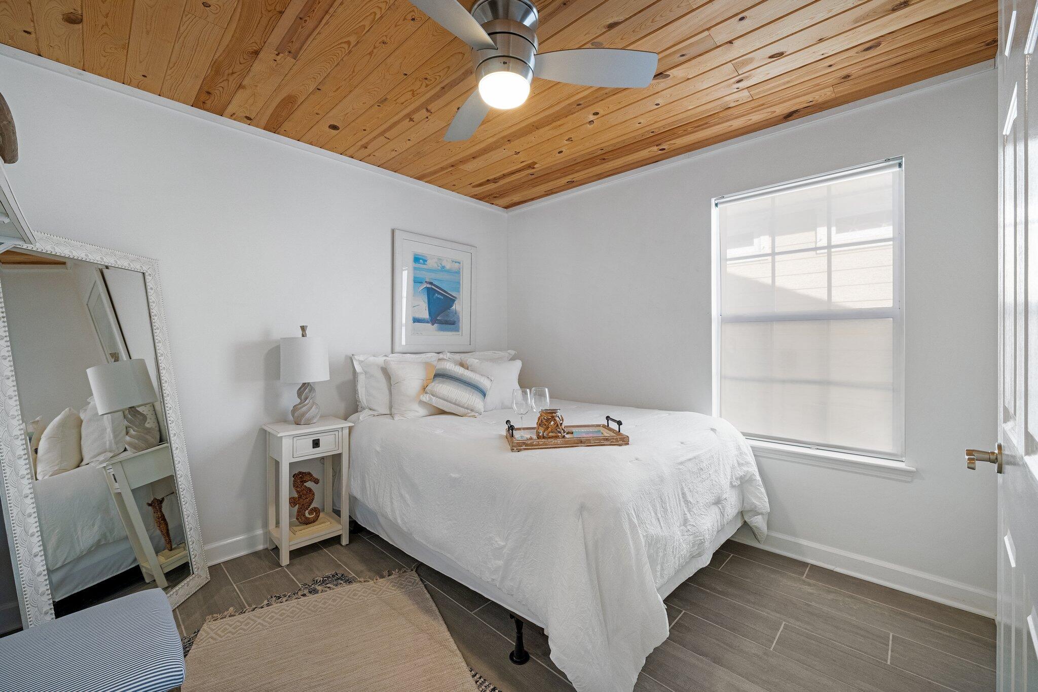 RIVIERA BEACH - Residential