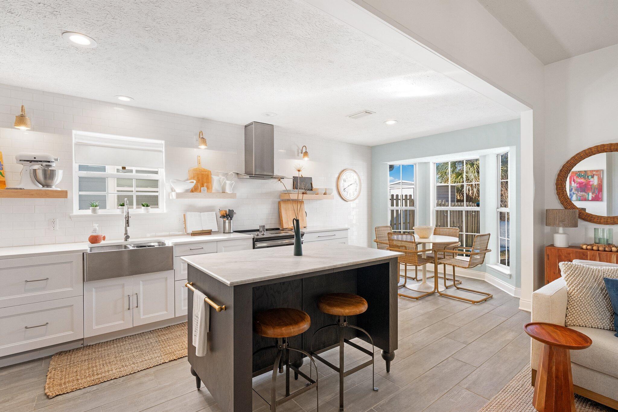 RIVIERA BEACH - Residential