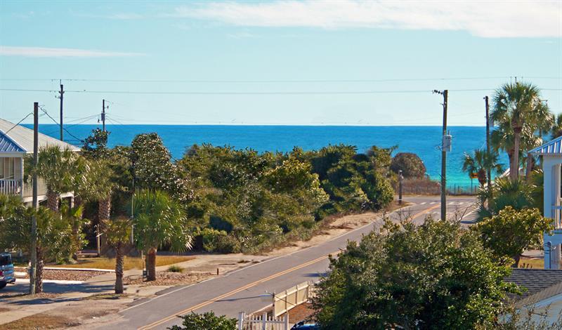 CRYSTAL BEACH - Residential