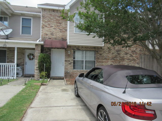 Great townhome and maintenance free. BIG bedrooms and centrally located. Close to beaches, shopping, restaurants and easy access to both bases. NO PETS OR SMOKING ALLOWED. Showings by appointment only.