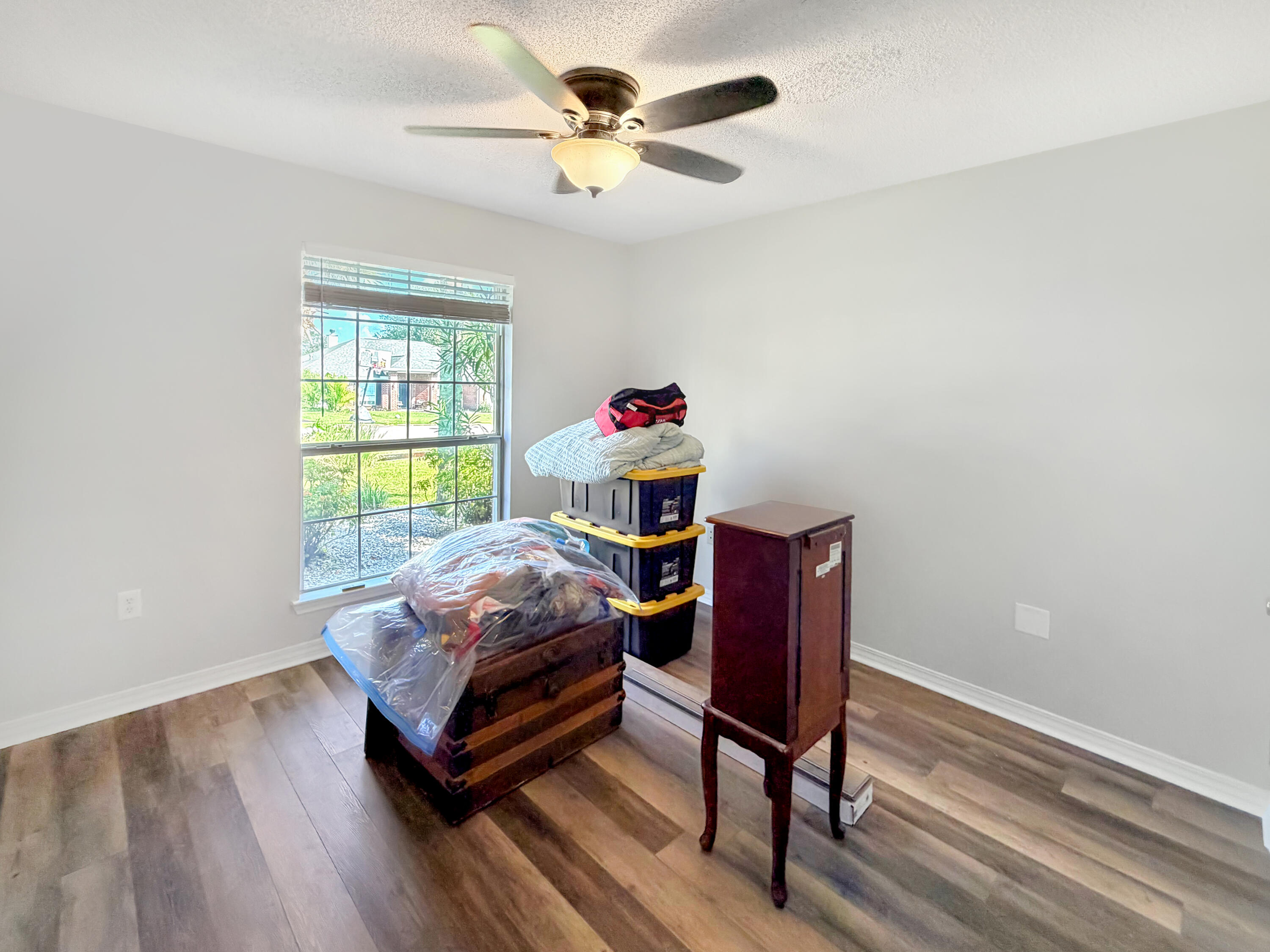 BROOKE ESTATES PH I - Residential