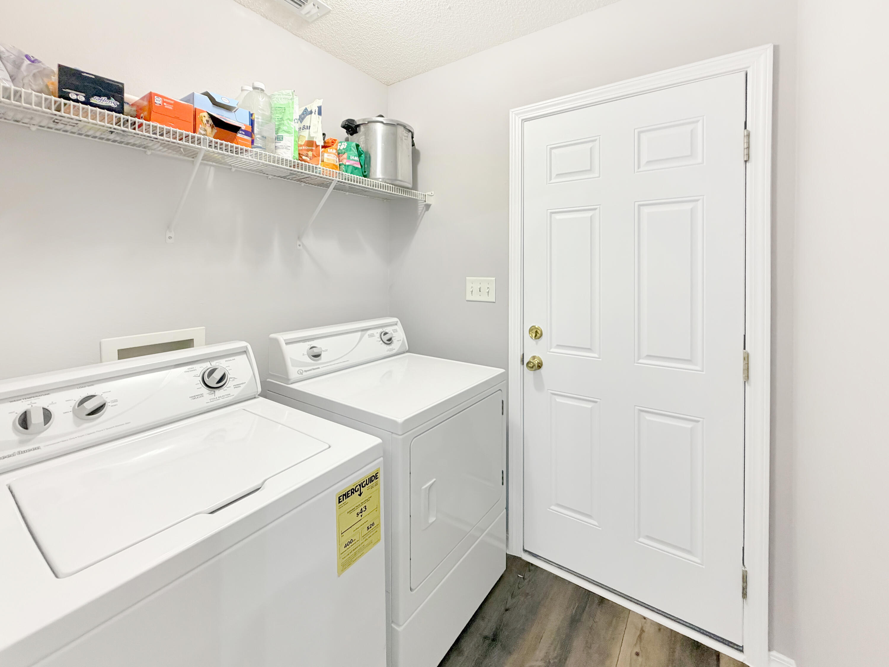 BROOKE ESTATES PH I - Residential